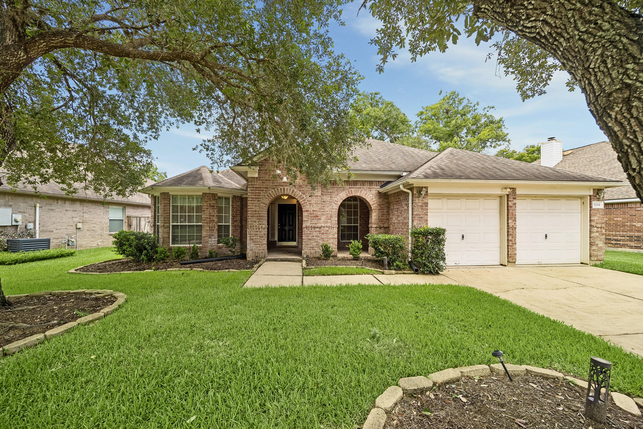 1314 Deerbrook Drive Property Photo 1