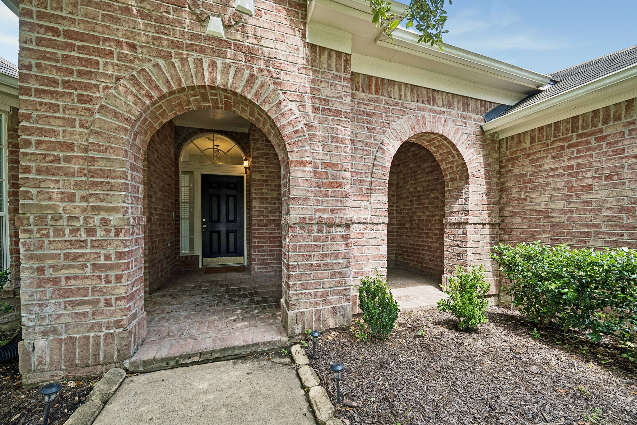 1314 Deerbrook Drive Property Photo 3