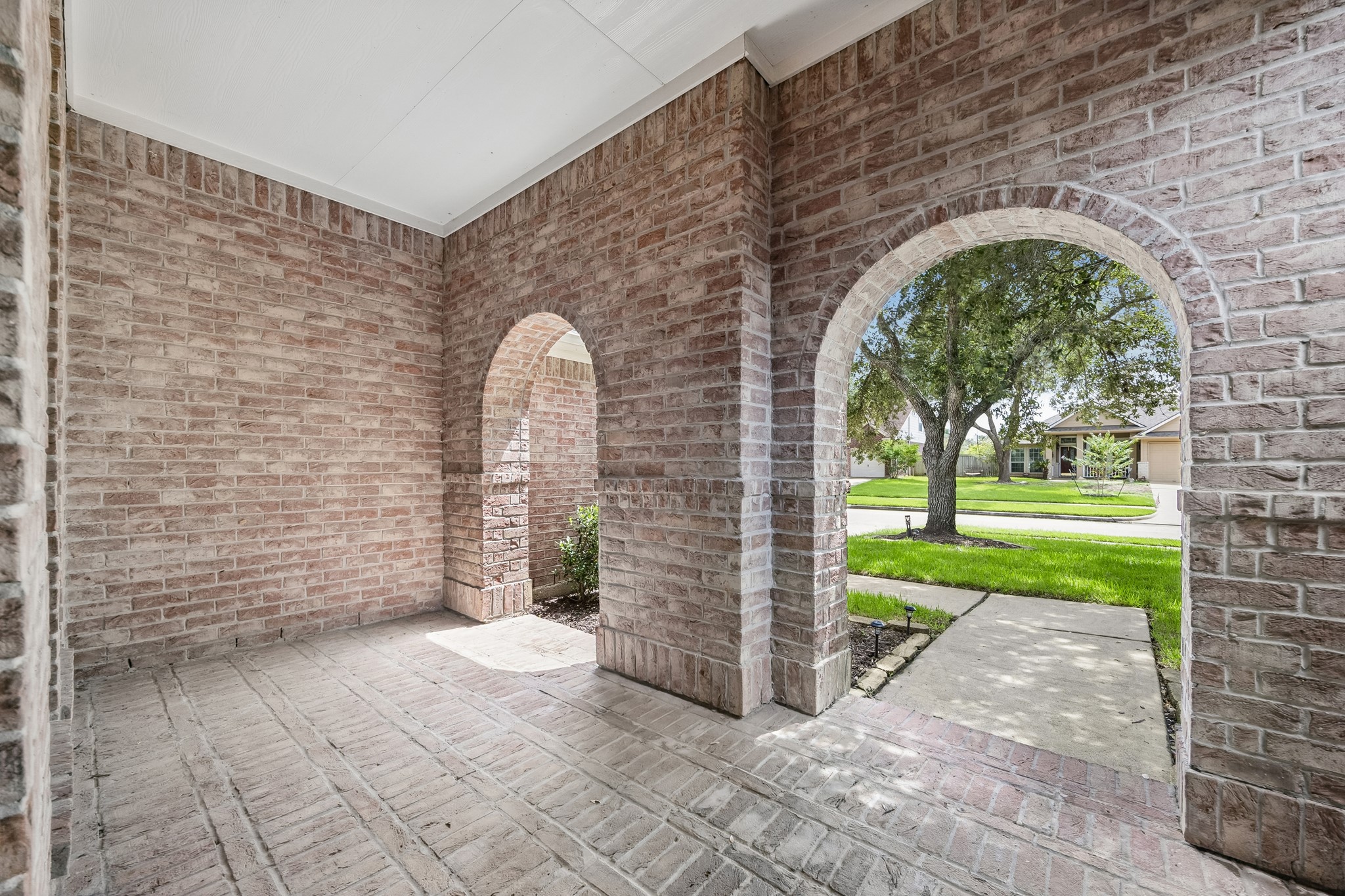 1314 Deerbrook Drive Property Photo 4