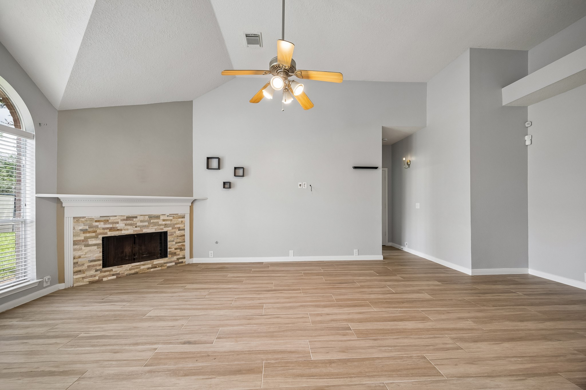 1314 Deerbrook Drive Property Photo 13