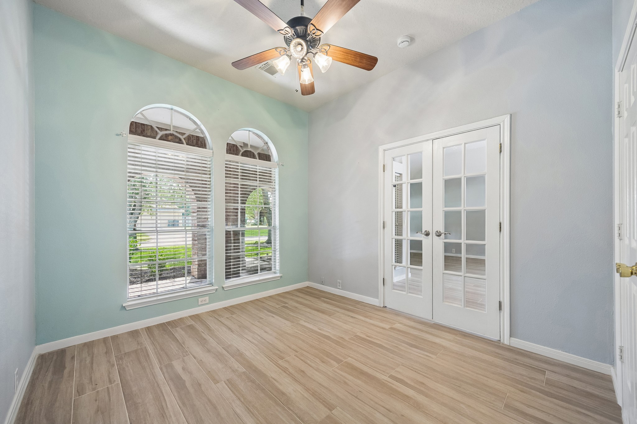 1314 Deerbrook Drive Property Photo 14