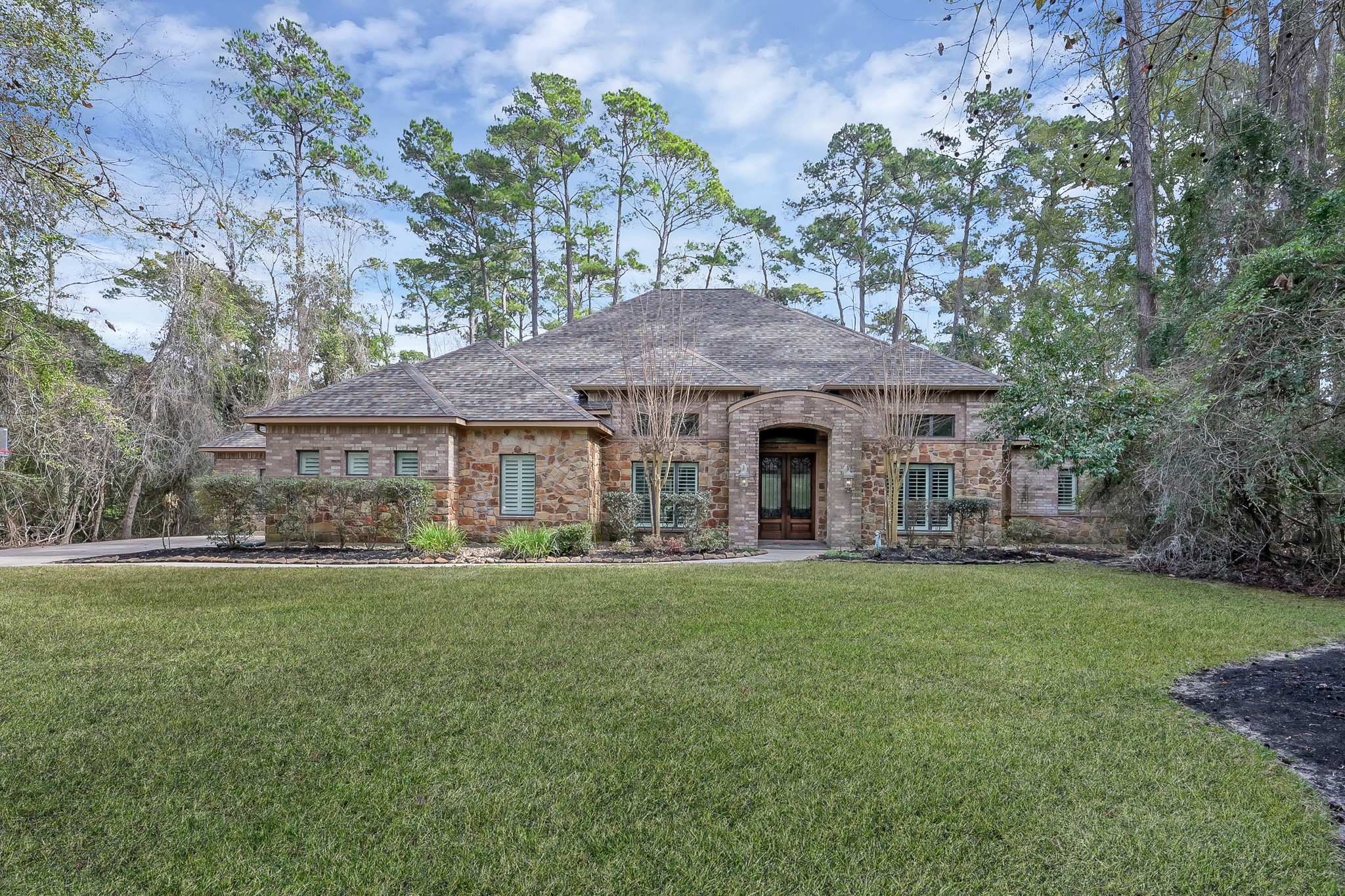 22742 Timberlake Creek Road Property Photo 1