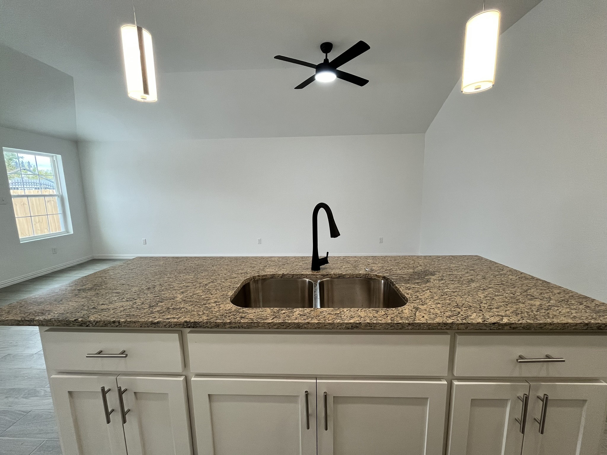 5706 Howell Street A Property Photo 15