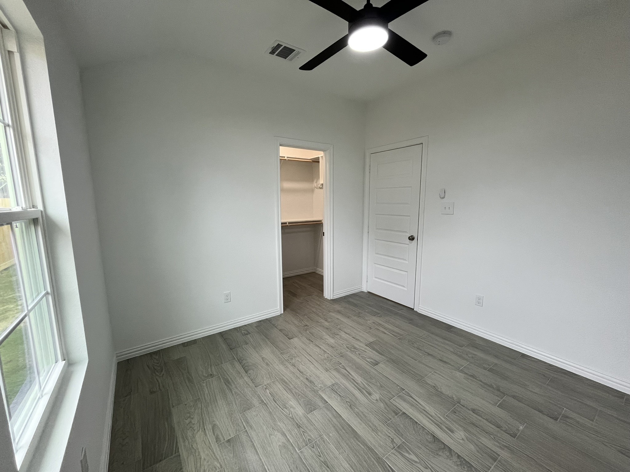 5706 Howell Street A Property Photo 18
