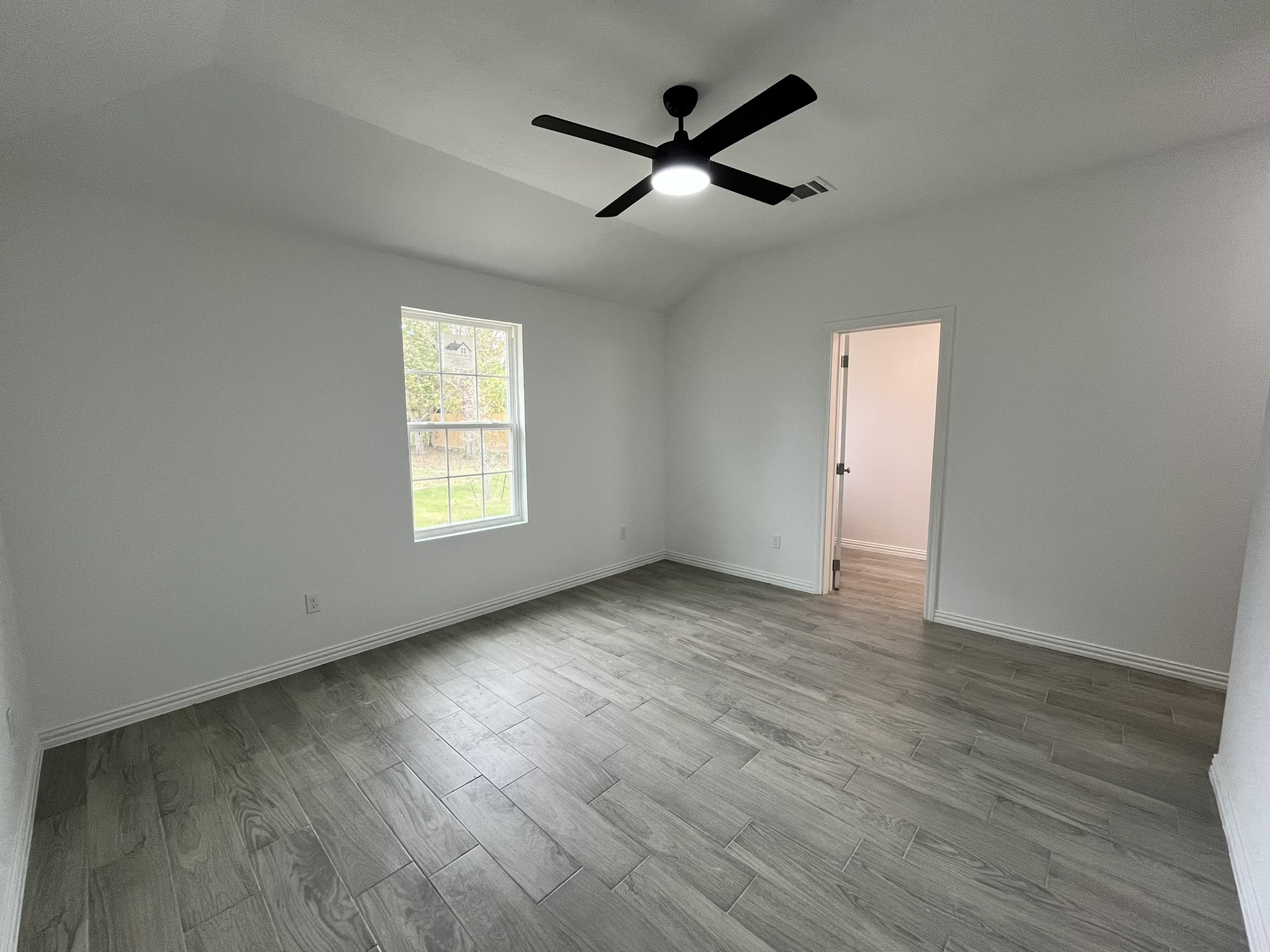 5706 Howell Street A Property Photo 23