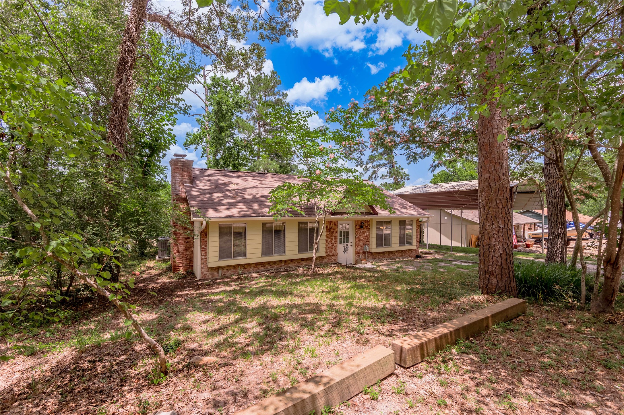 109 Hill Top Road Property Photo 1