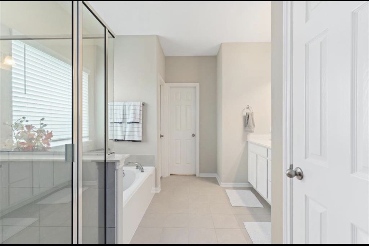 17639 Cypress Hilltop Way Property Photo 19