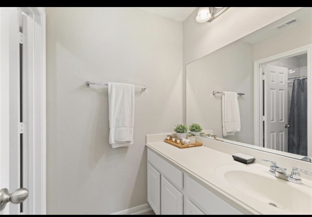 17639 Cypress Hilltop Way Property Photo 27