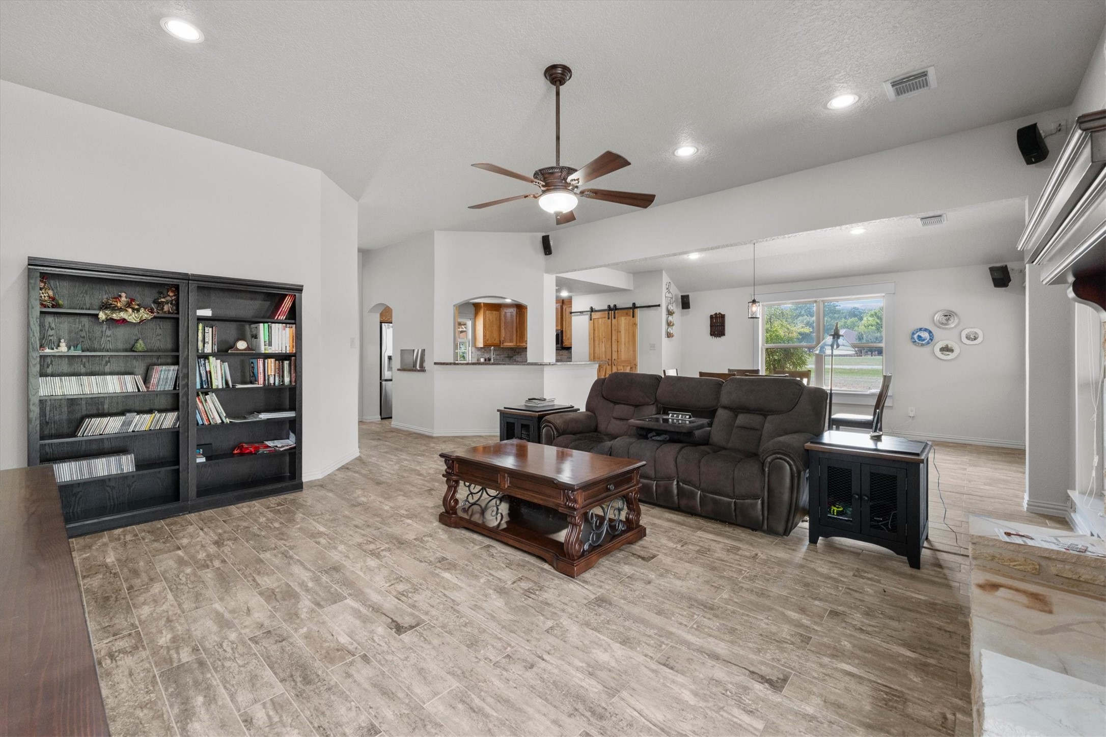 37 Wildwood Lake Drive Property Photo 13