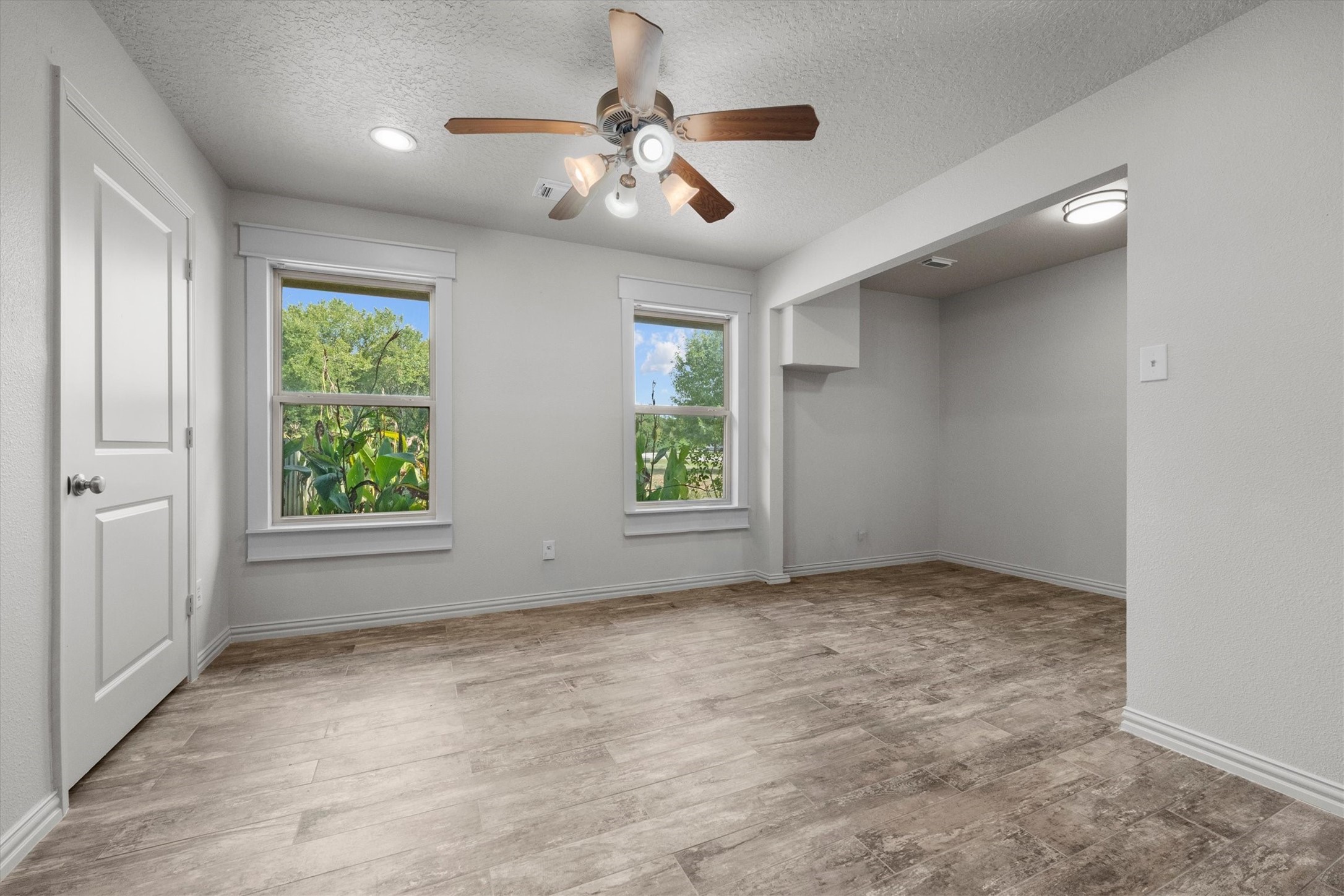 37 Wildwood Lake Drive Property Photo 23
