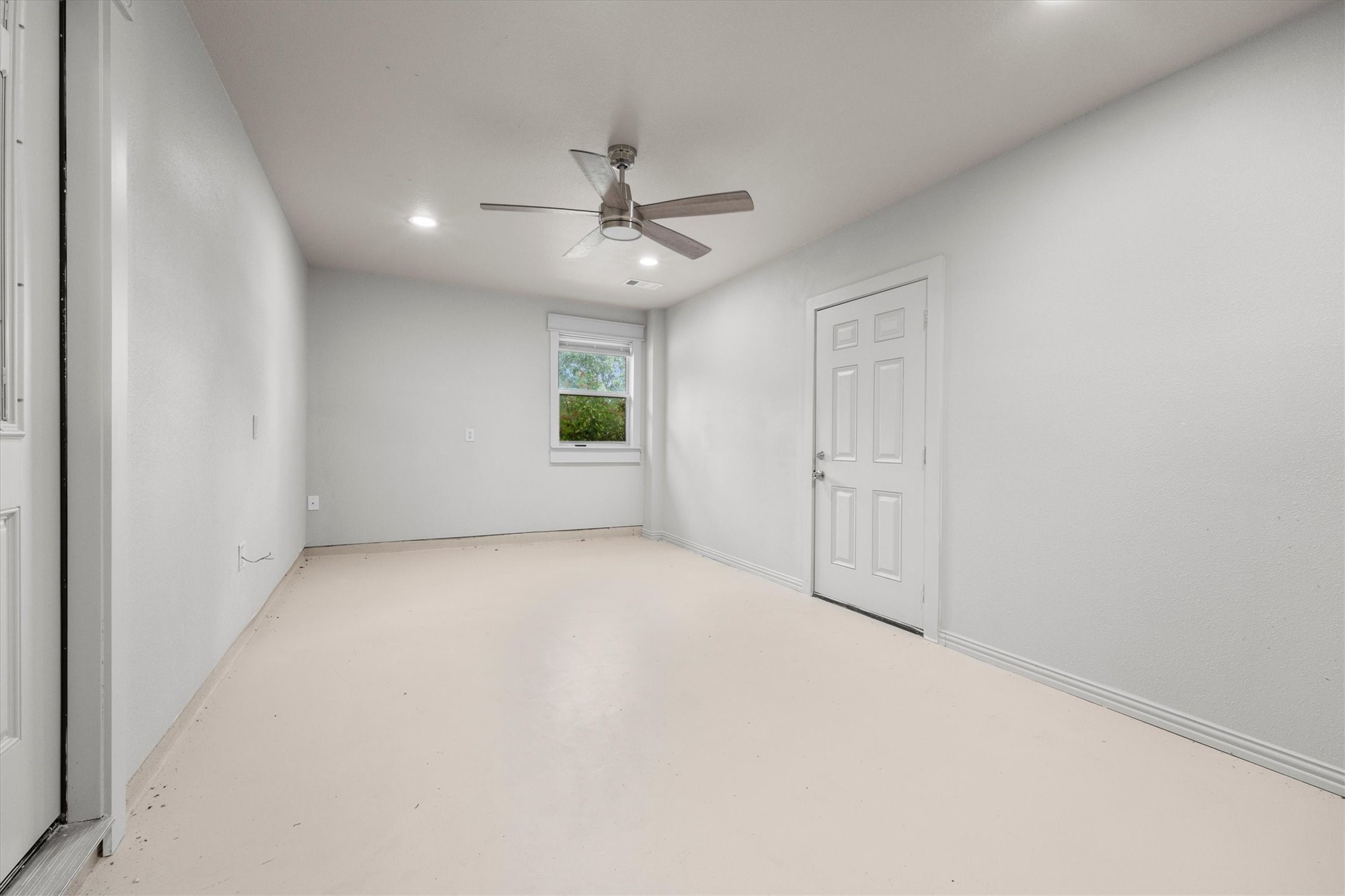 37 Wildwood Lake Drive Property Photo 25