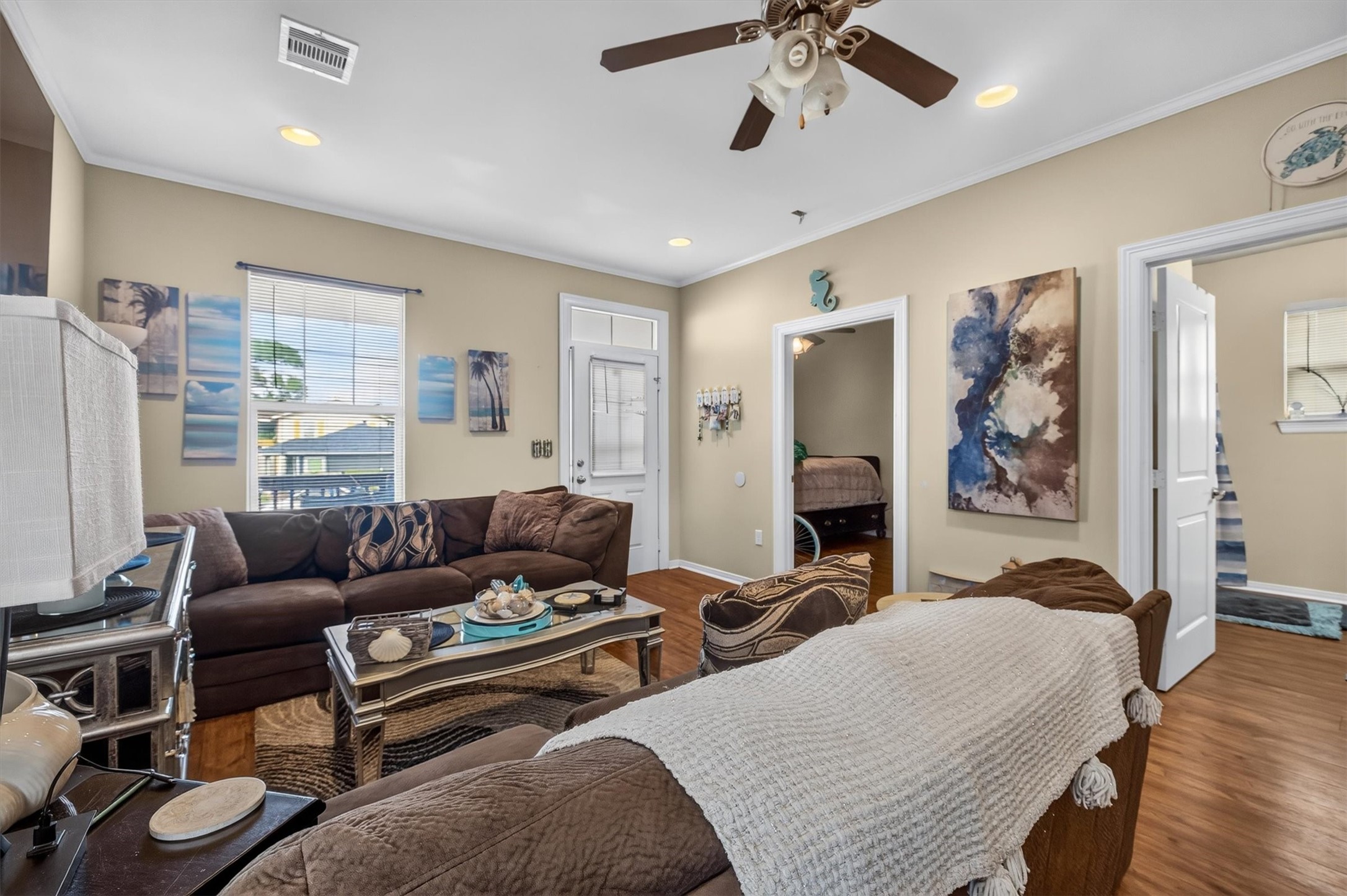 2112 57th Street Property Photo 8
