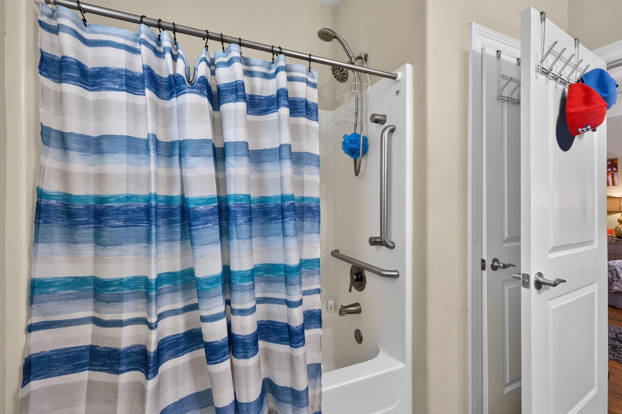 2112 57th Street Property Photo 15
