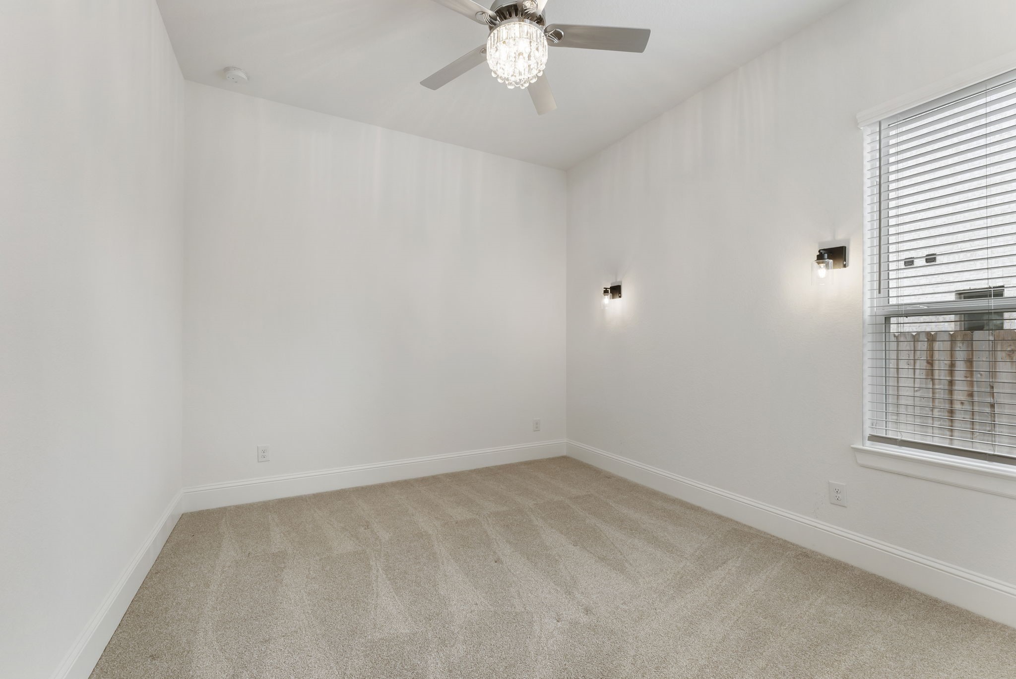 12932 Whitewater Way Property Photo 13
