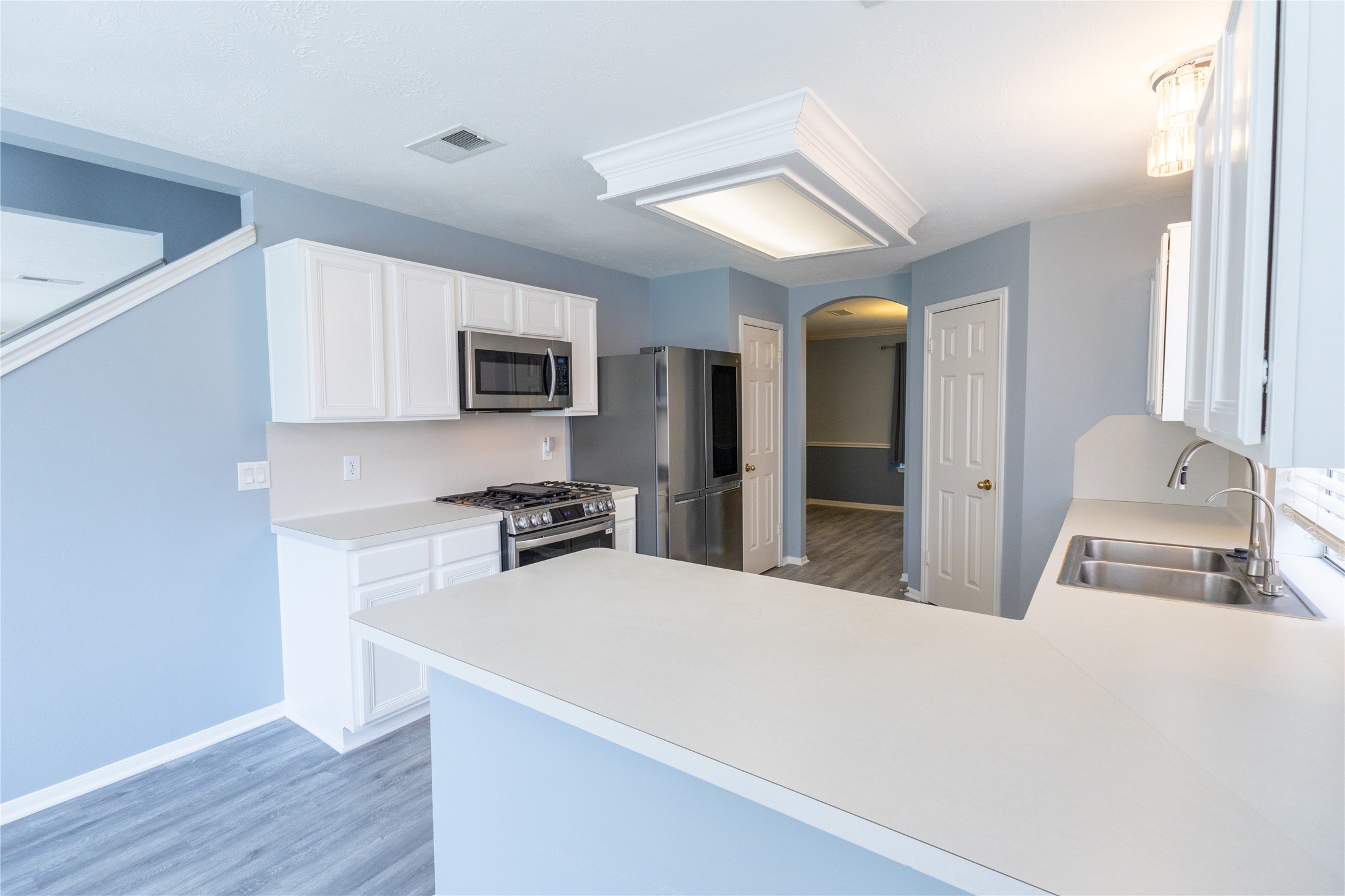 2143 Autumn Fern Drive Property Photo 9
