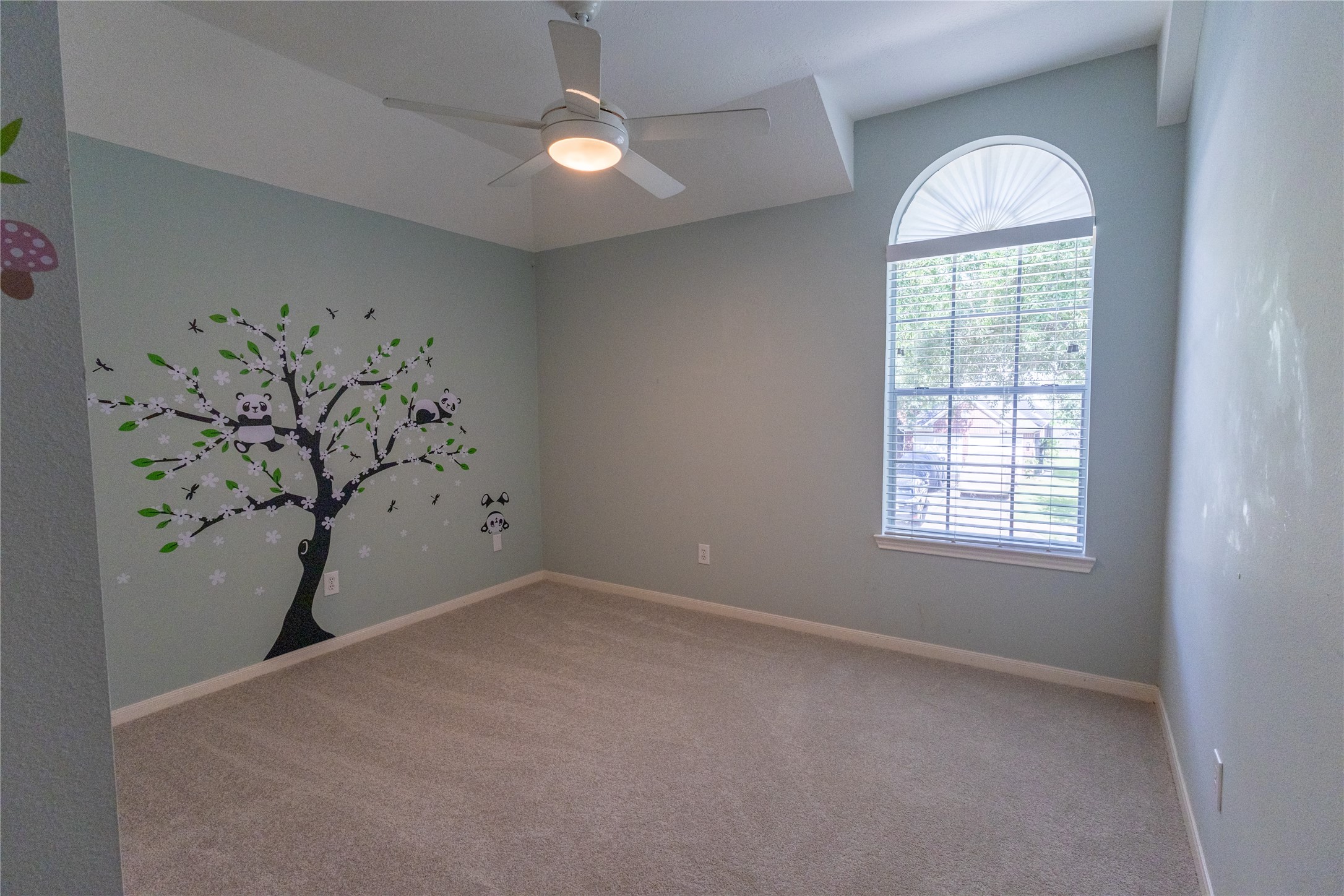 2143 Autumn Fern Drive Property Photo 26