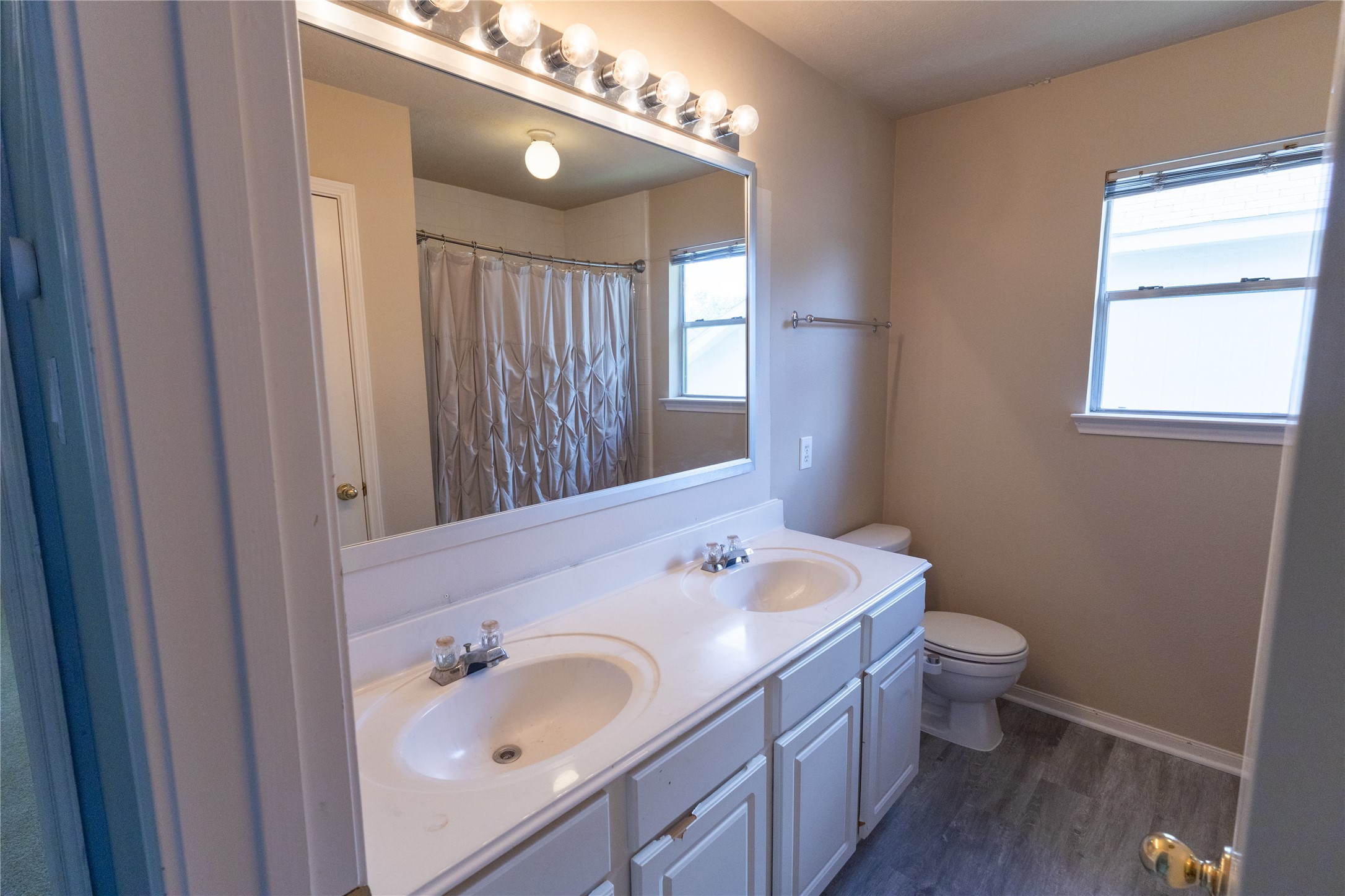 2143 Autumn Fern Drive Property Photo 31
