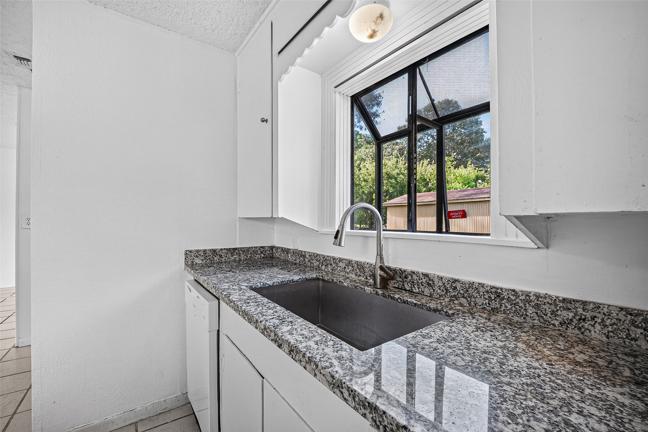 2101 E Fayle Street Property Photo 26