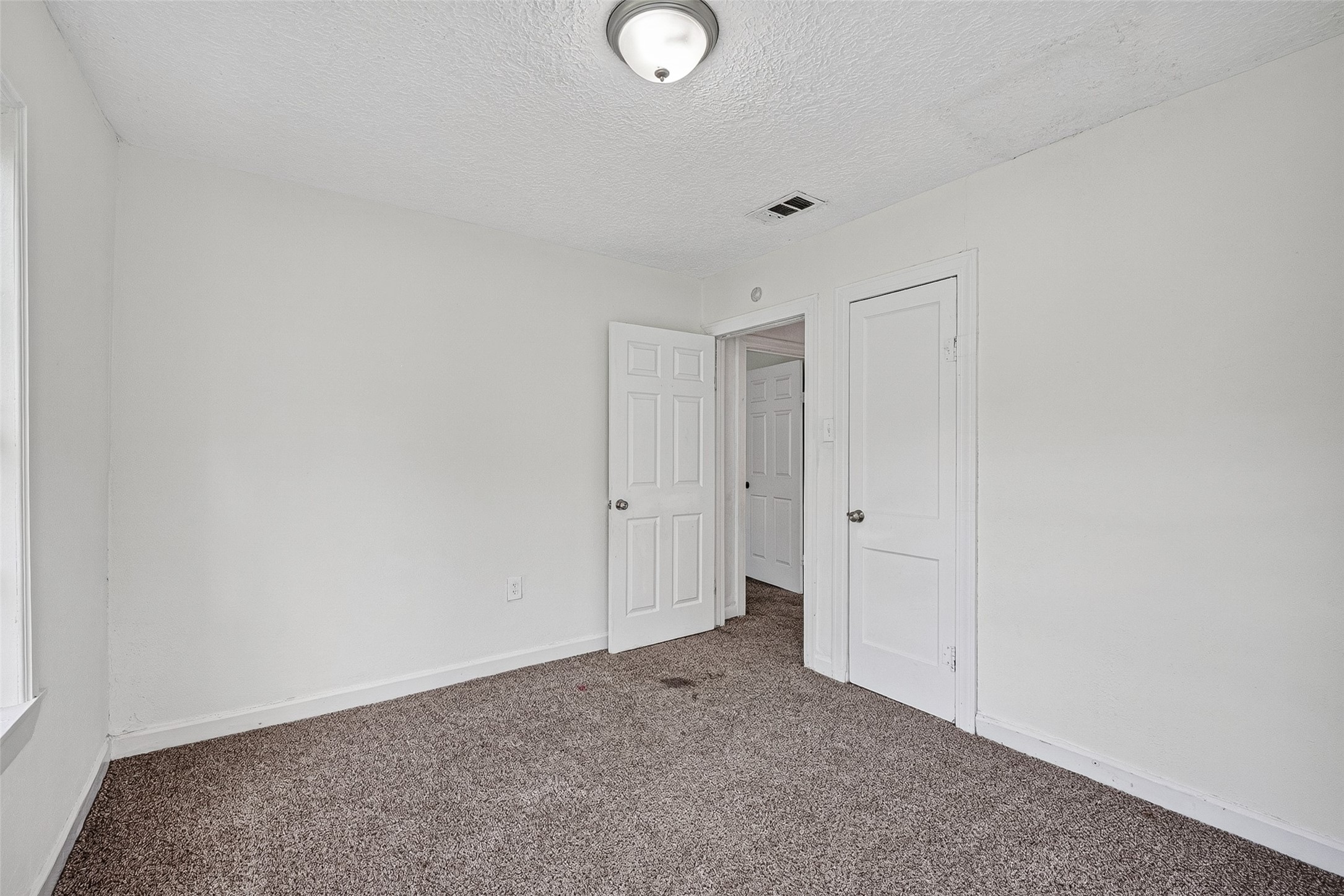 2101 E Fayle Street Property Photo 31