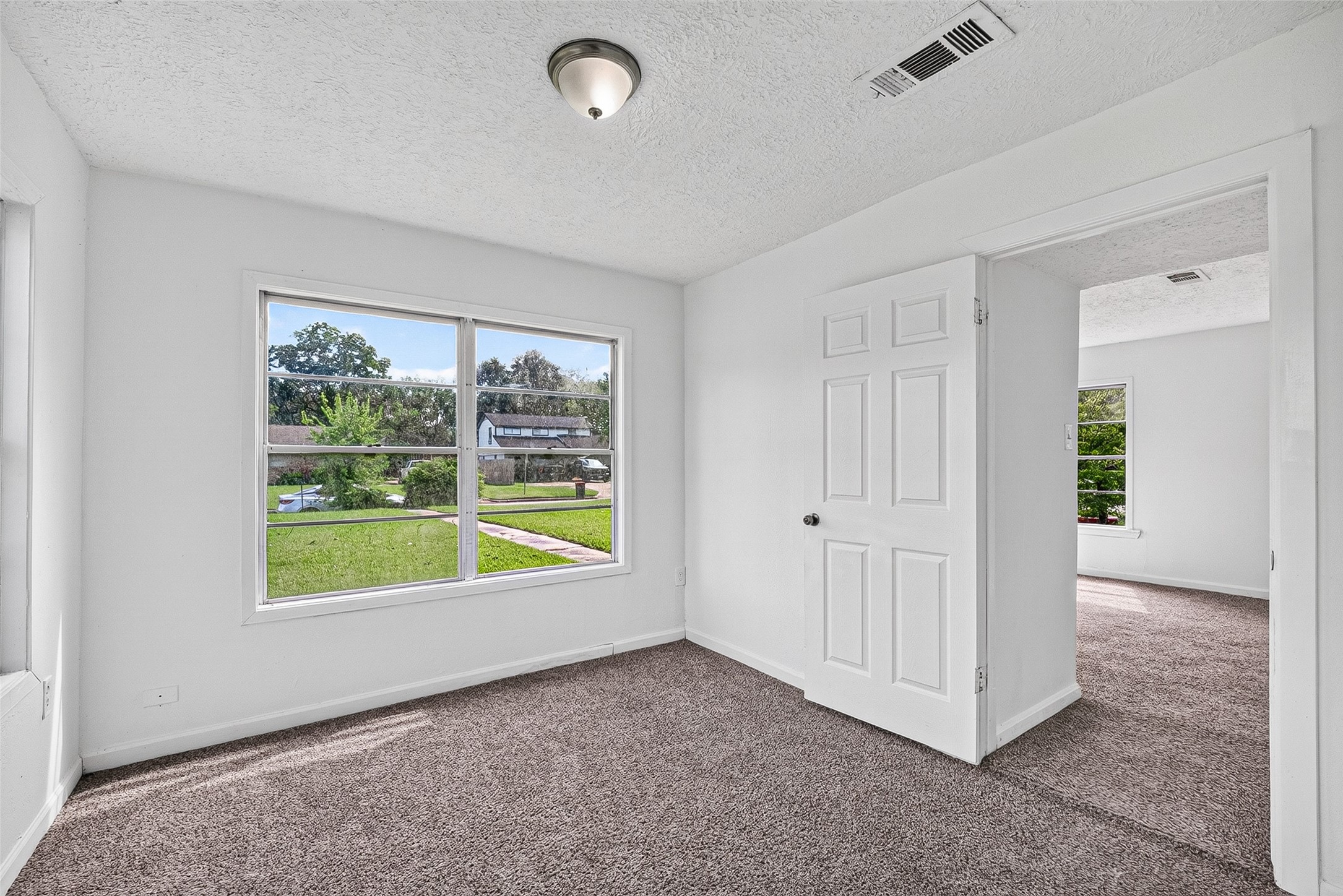 2101 E Fayle Street Property Photo 38