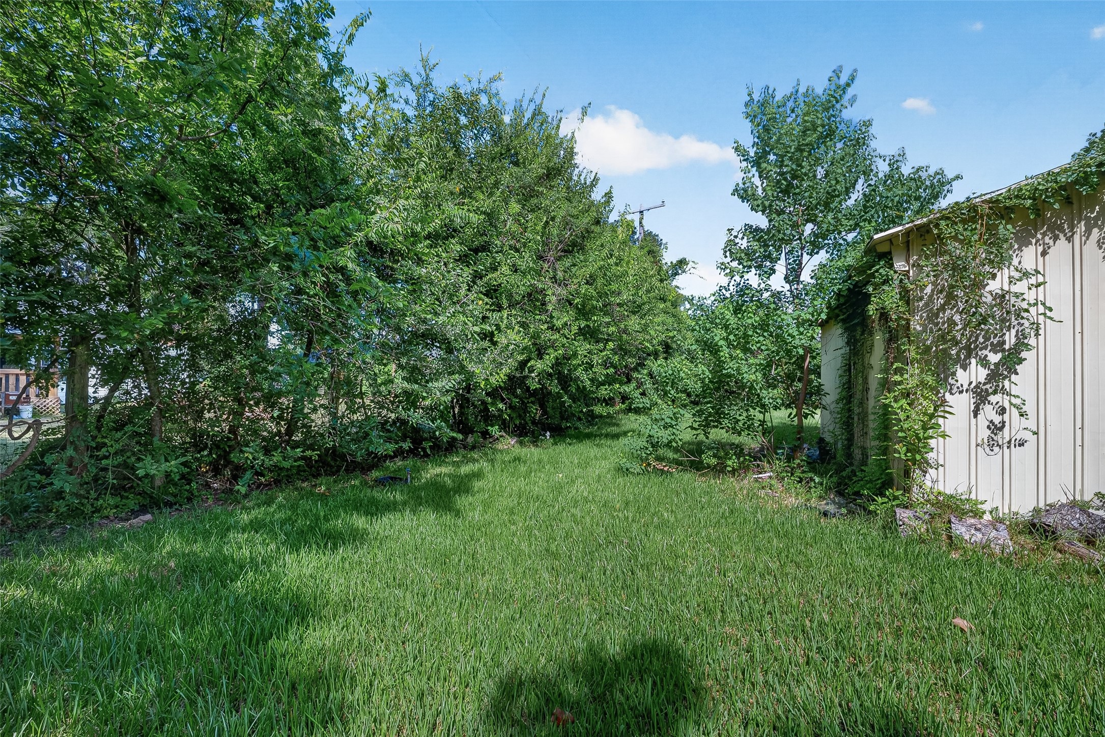 2101 E Fayle Street Property Photo 45