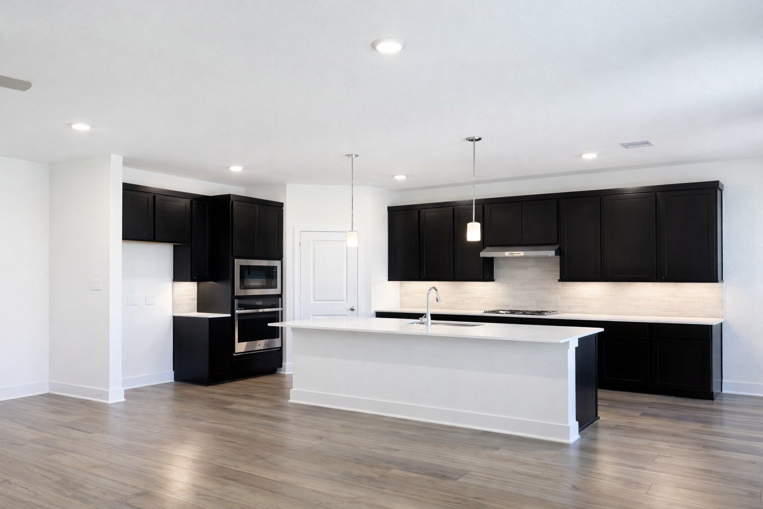 29403 Meadowcreek Hill Drive Property Photo 14