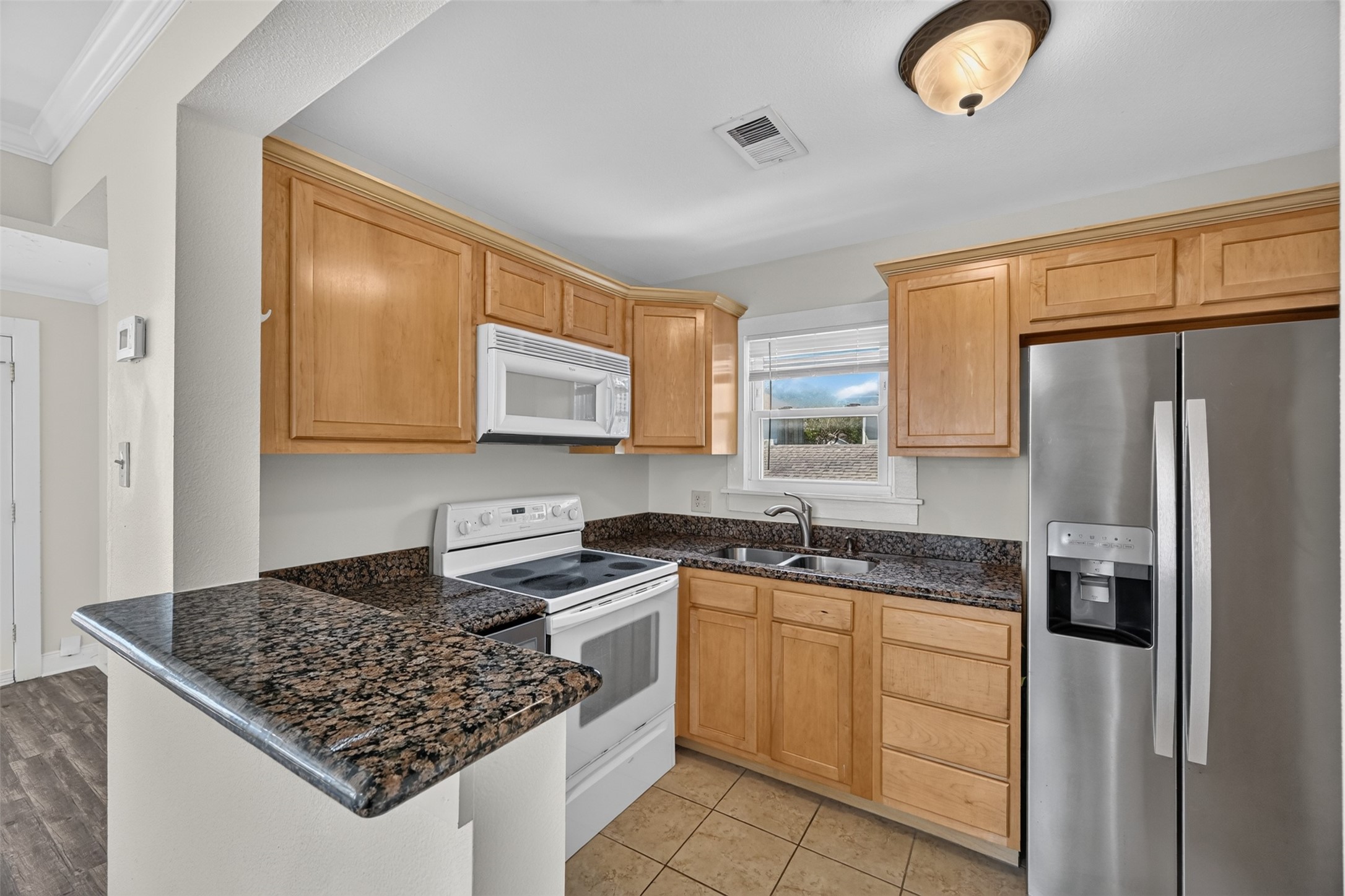 210 W 13th Street A Property Photo 19
