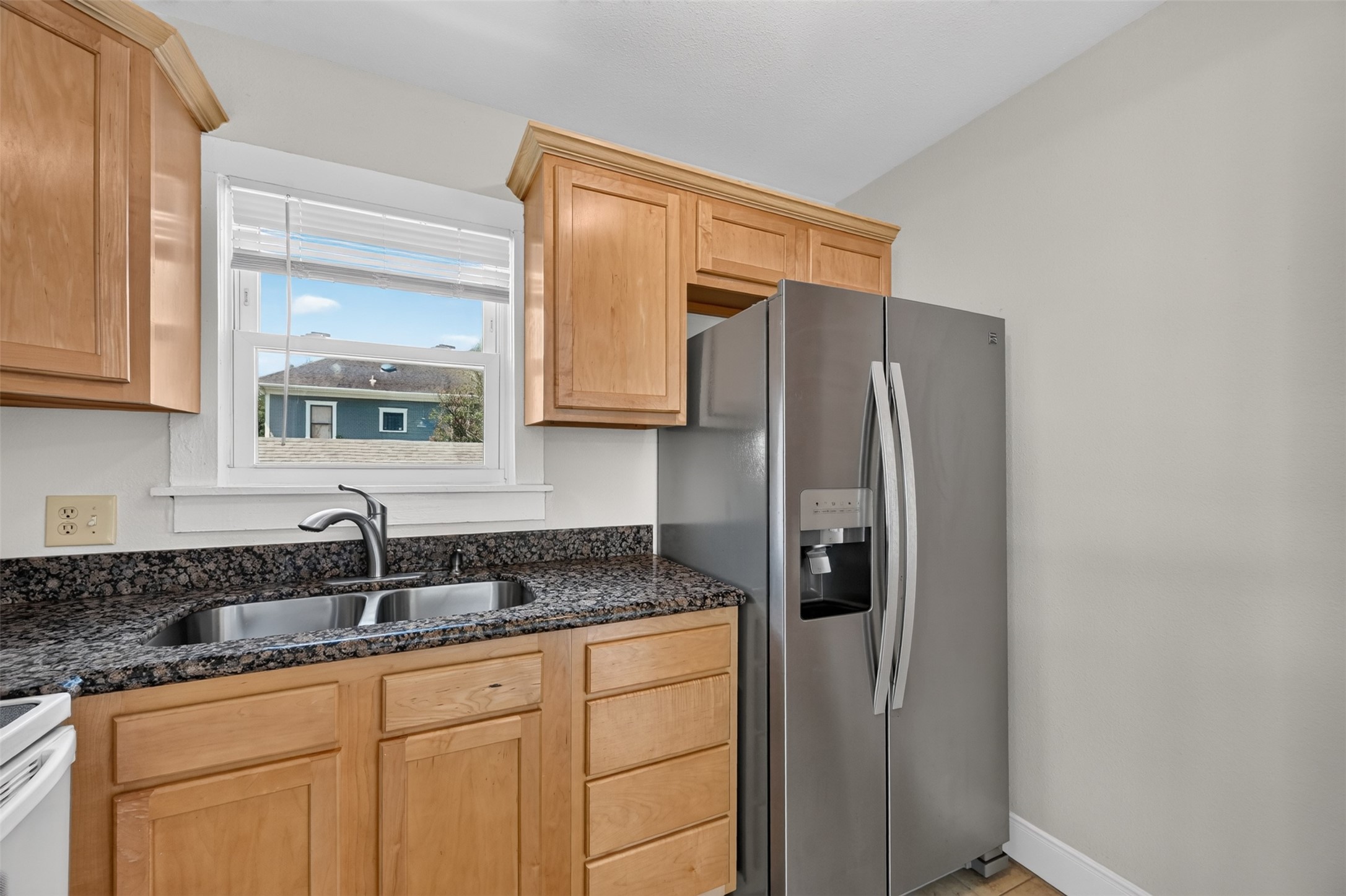 210 W 13th Street A Property Photo 21