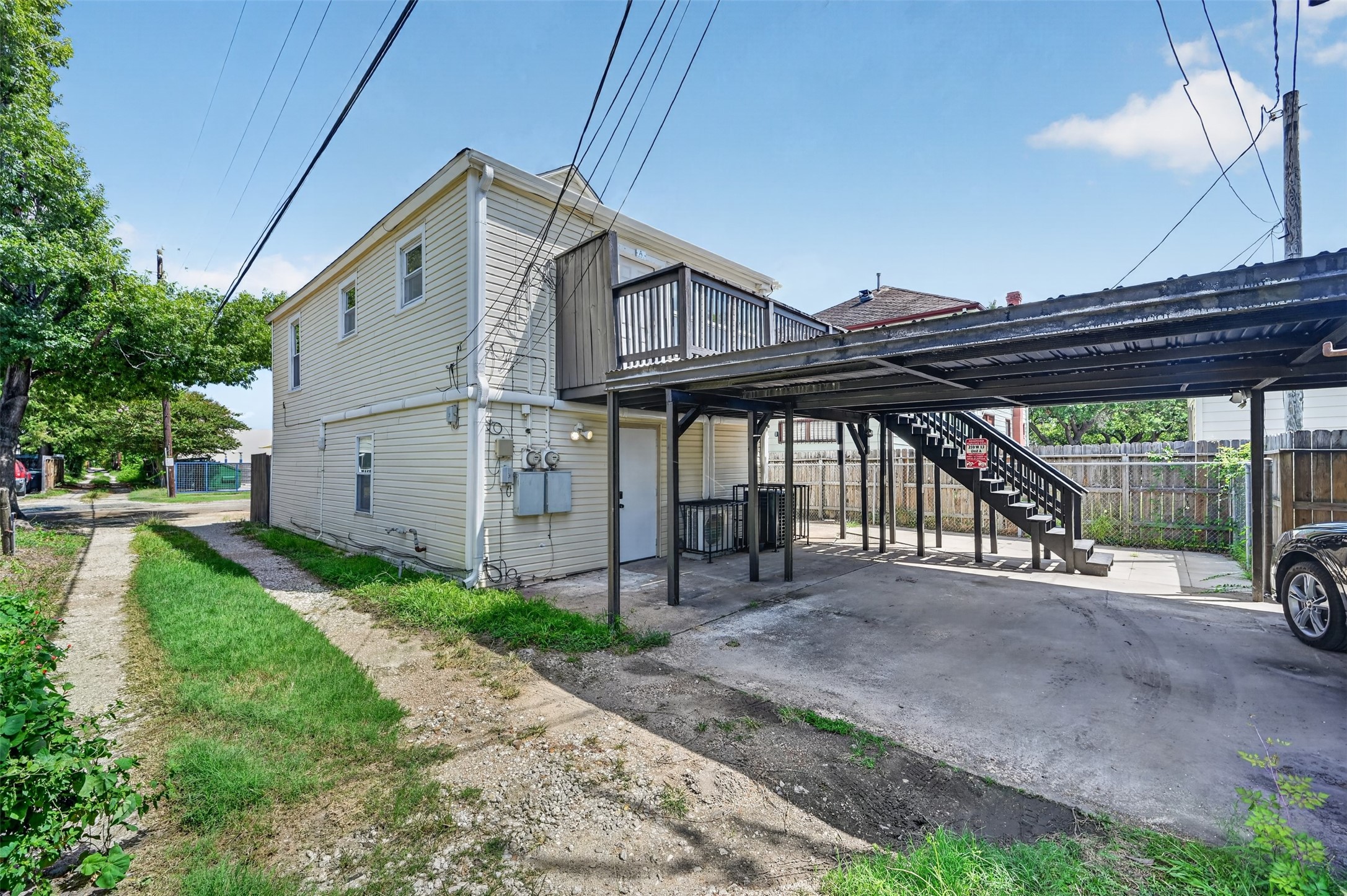210 W 13th Street A Property Photo 32