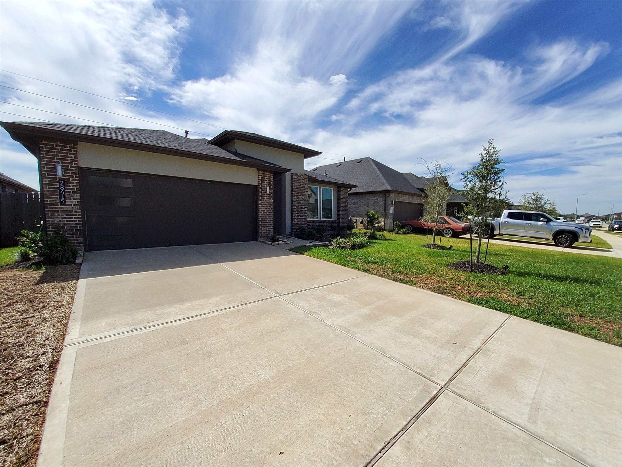 28415 Hannahs Harbor Lane Property Photo 3