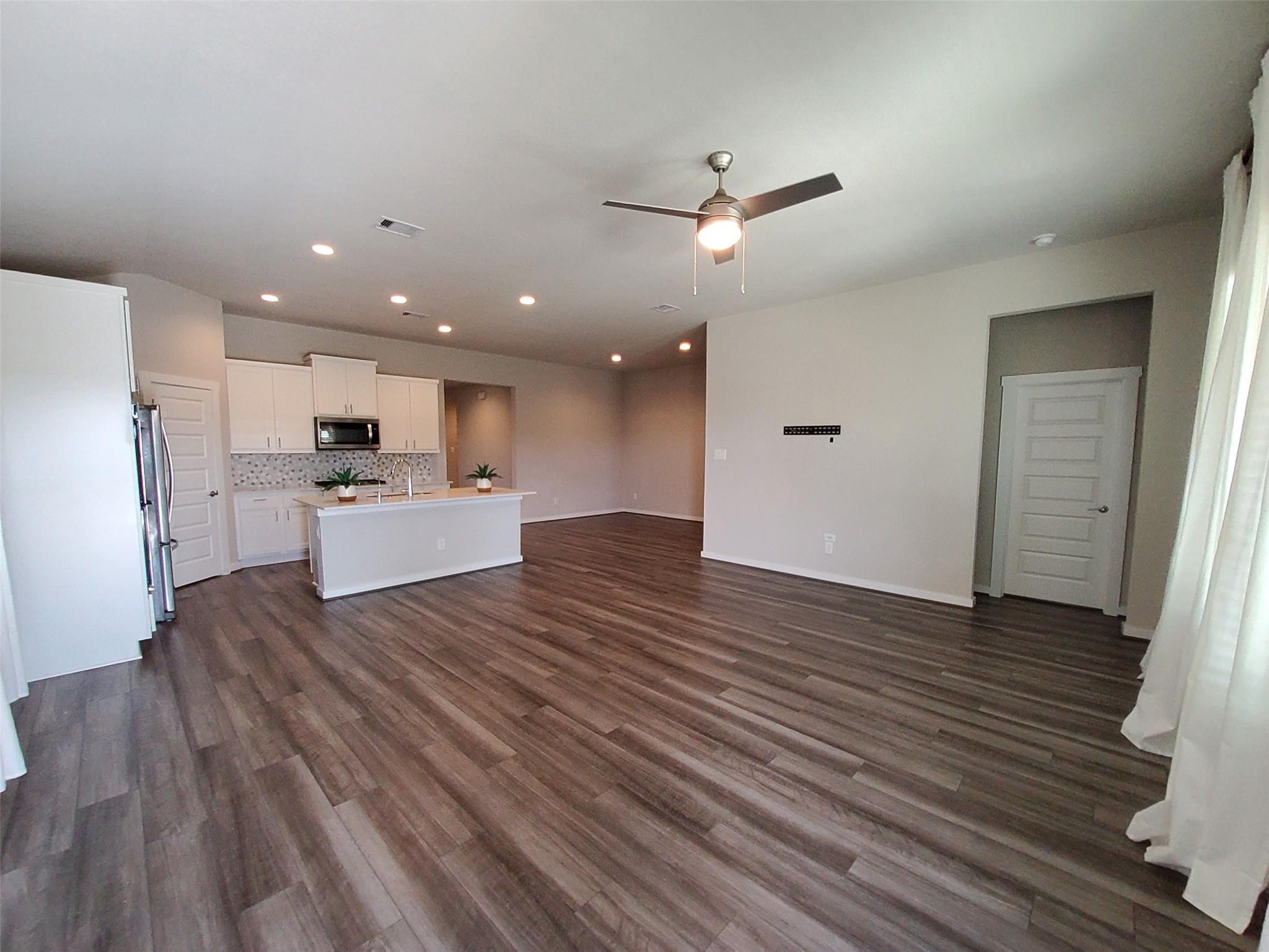28415 Hannahs Harbor Lane Property Photo 22