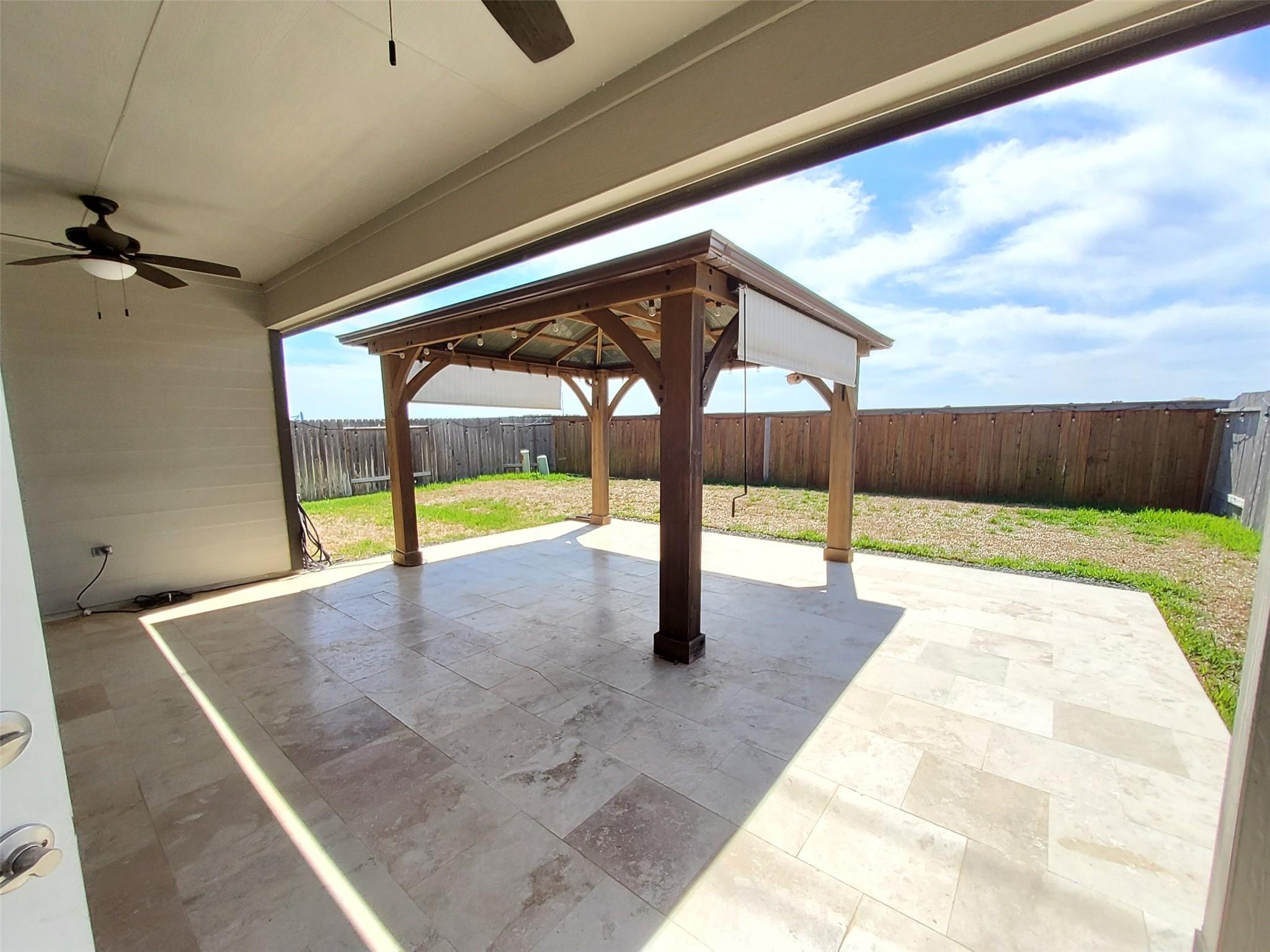 28415 Hannahs Harbor Lane Property Photo 25