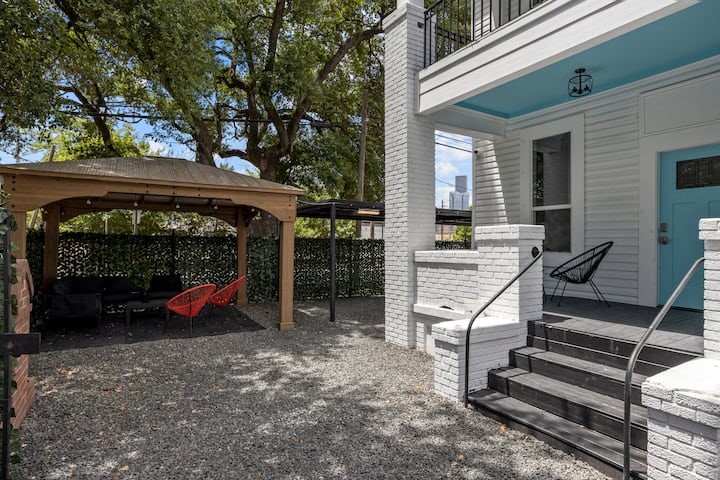 1015 Brooks Street Property Photo 18