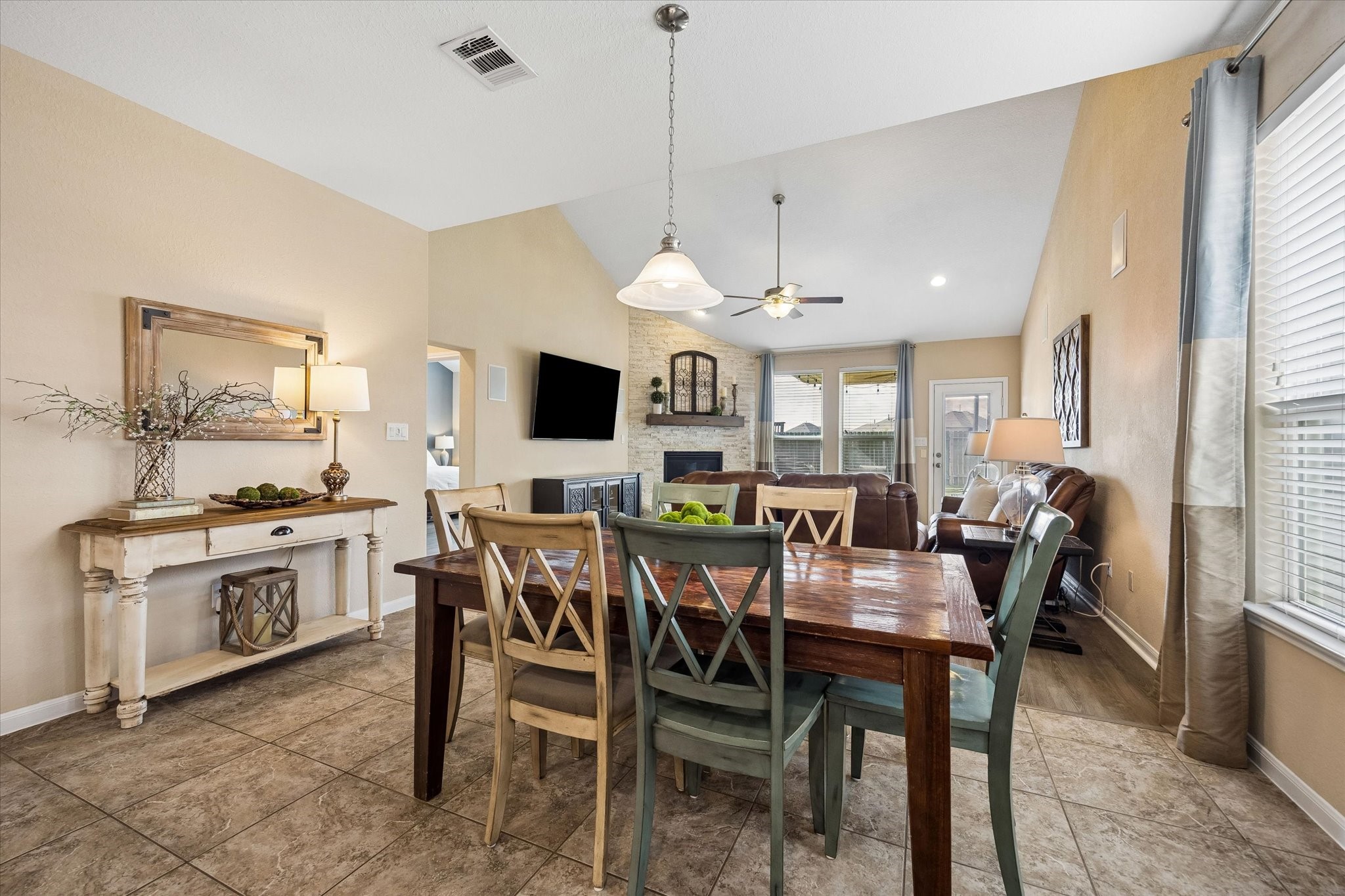 9961 Daisy Field Lane Property Photo 11