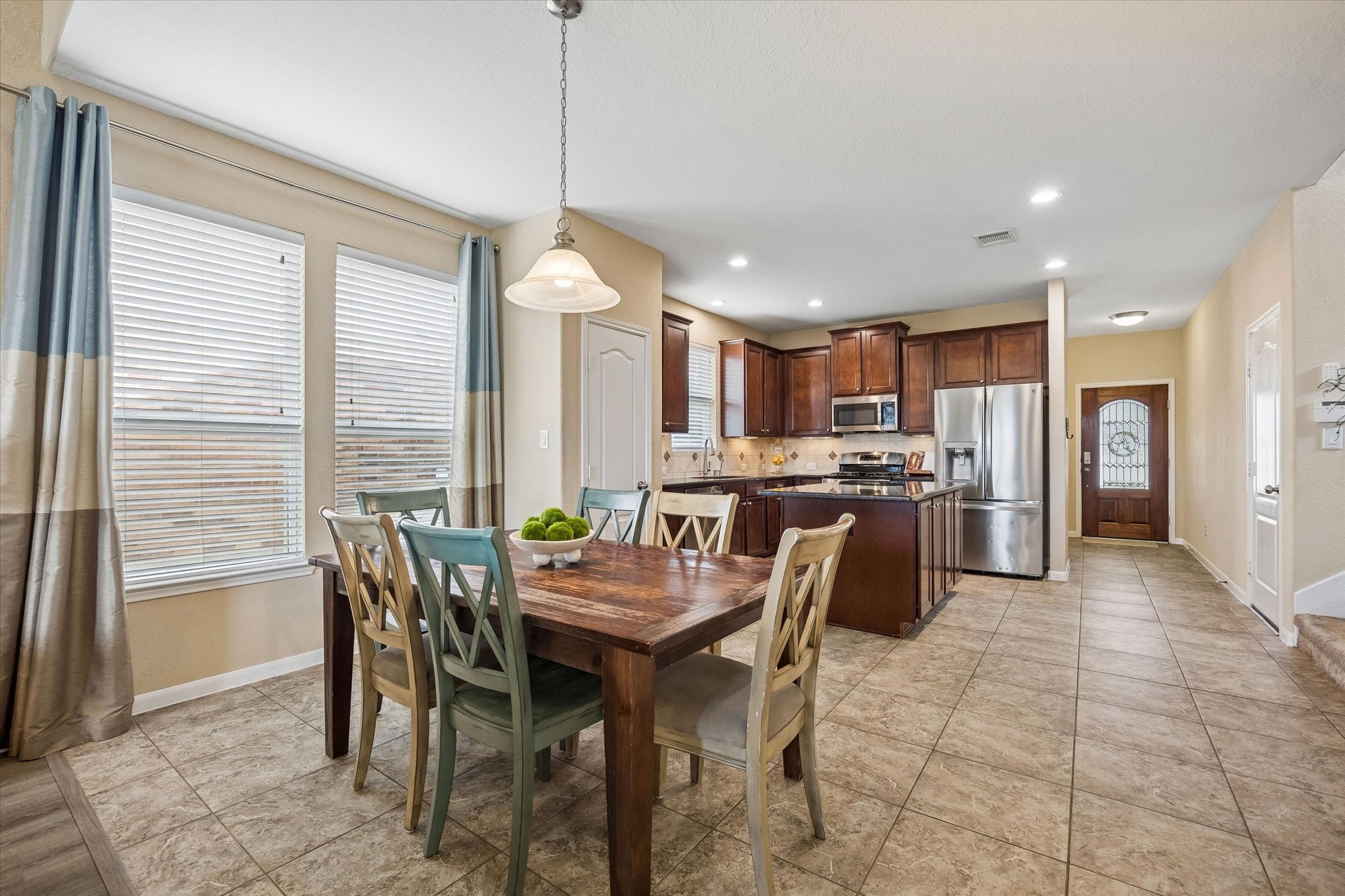 9961 Daisy Field Lane Property Photo 12