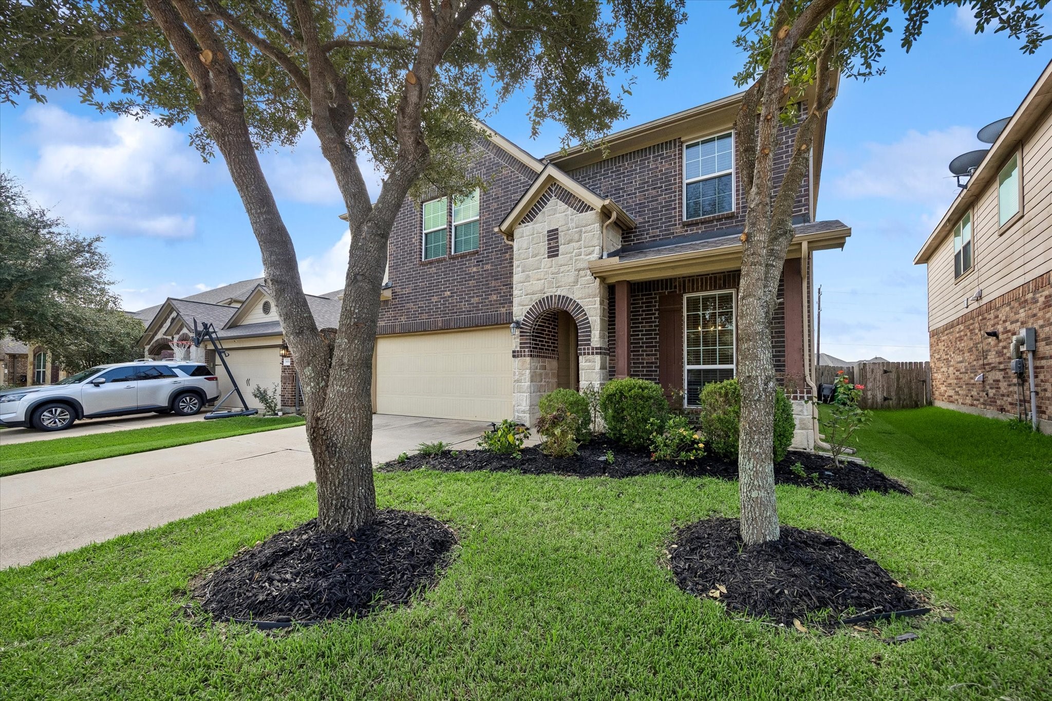 9961 Daisy Field Lane Property Photo 33
