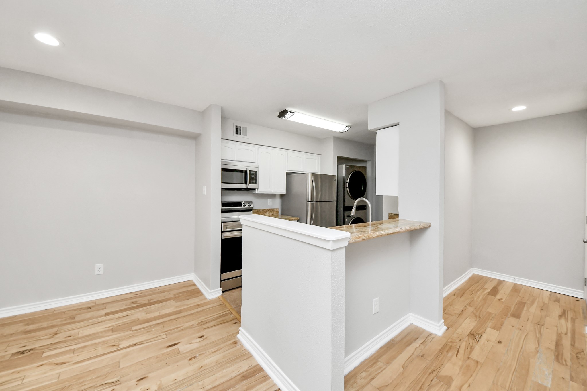 1818 Augusta Drive 8 Property Photo 17