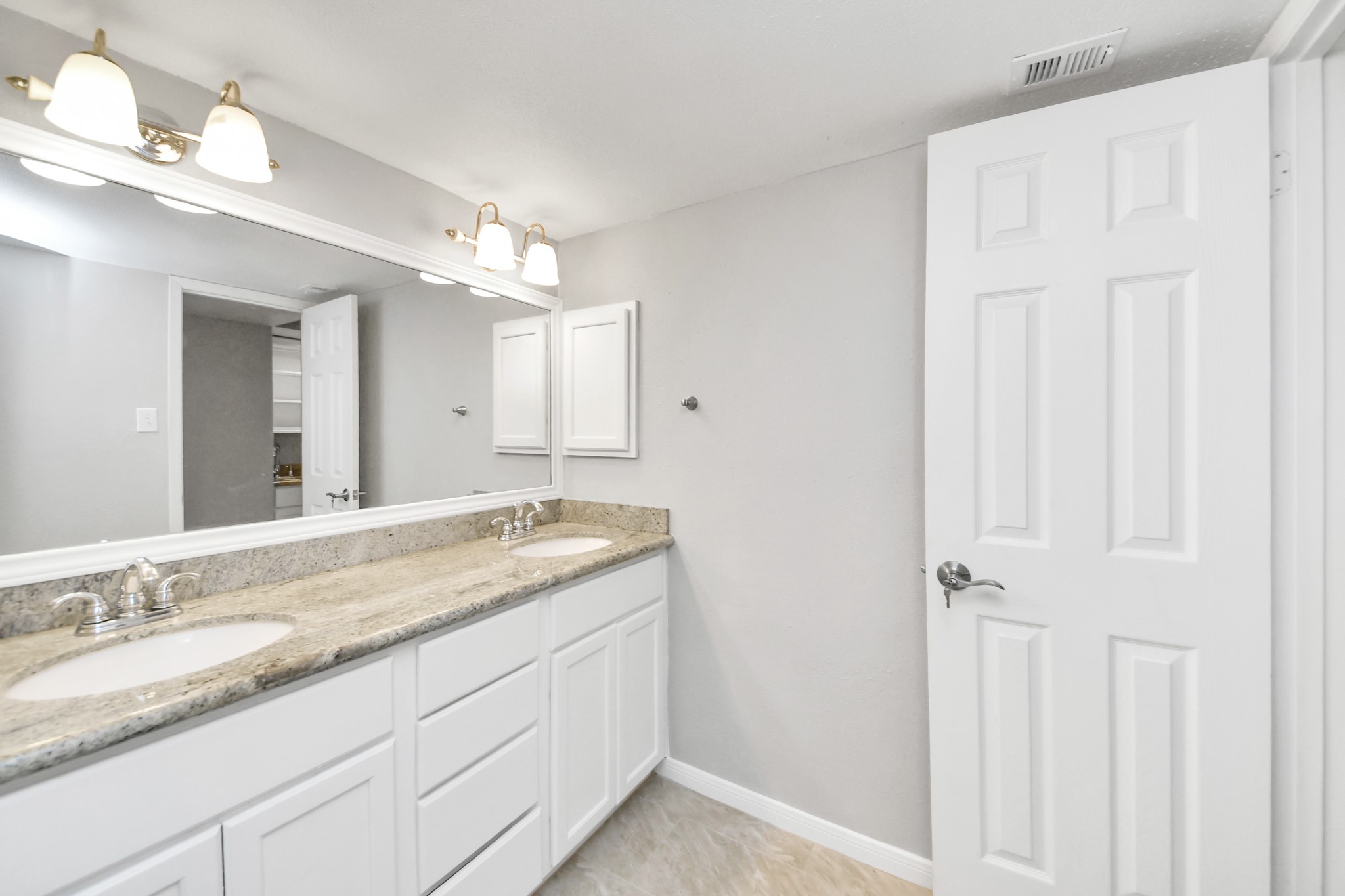 1818 Augusta Drive 8 Property Photo 29