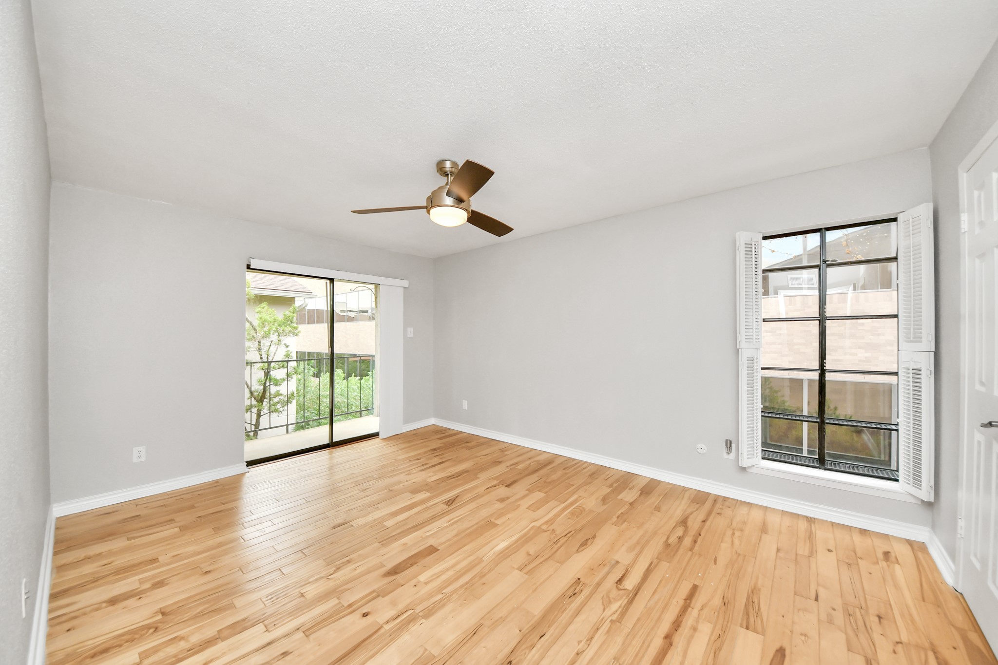 1818 Augusta Drive 8 Property Photo 32