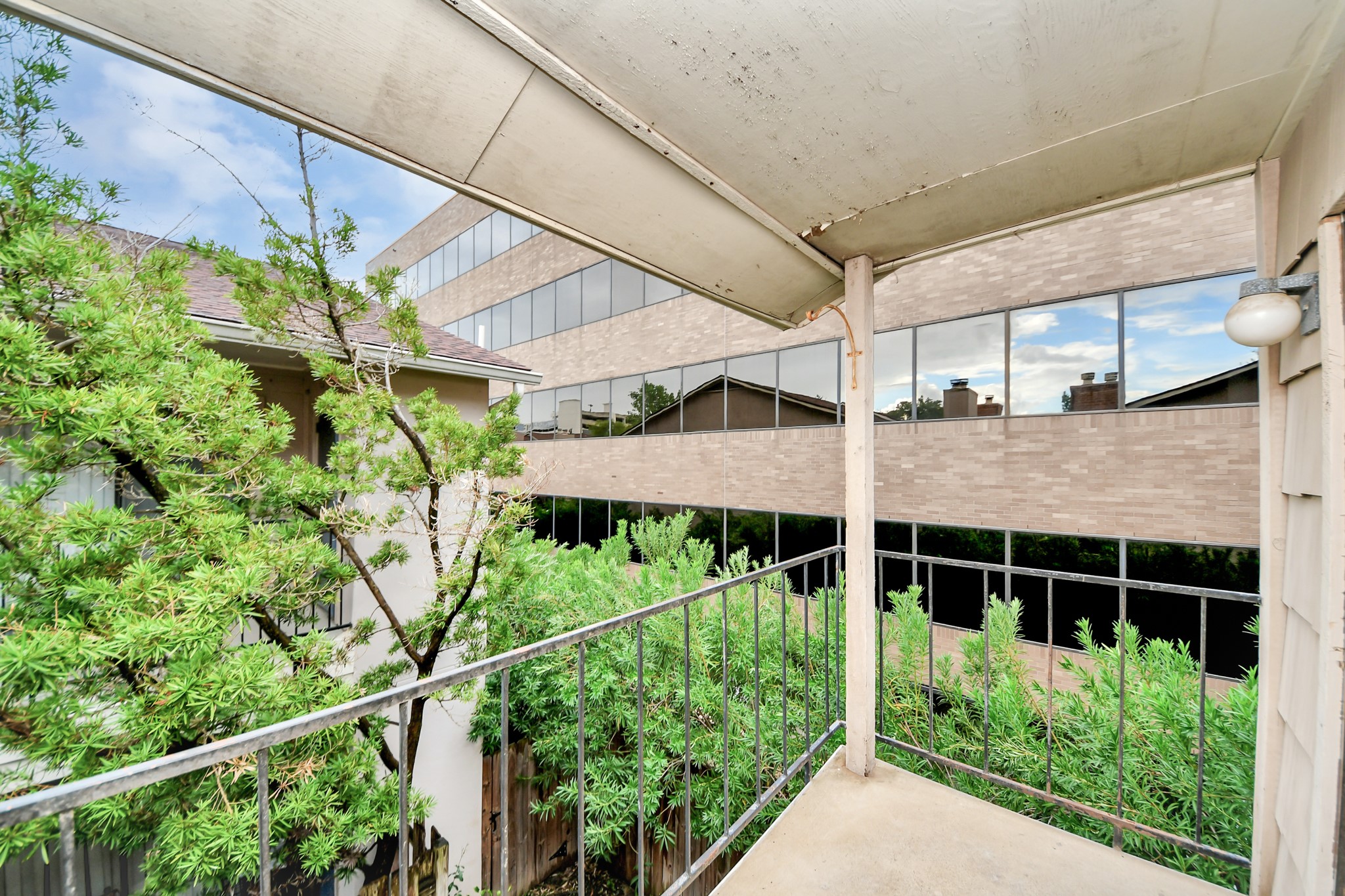 1818 Augusta Drive 8 Property Photo 35