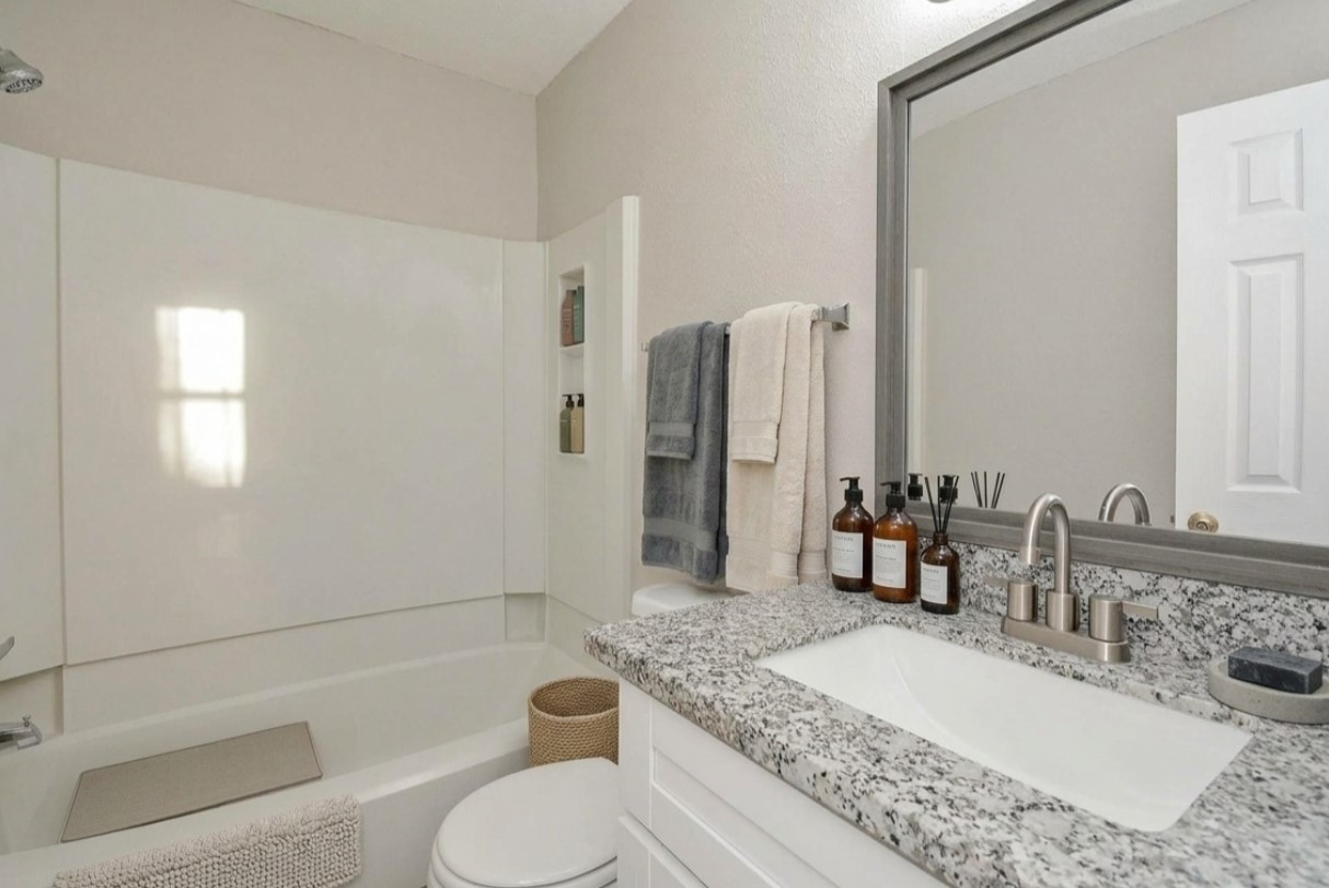 6217 Ludington Drive 20-917 Property Photo 16
