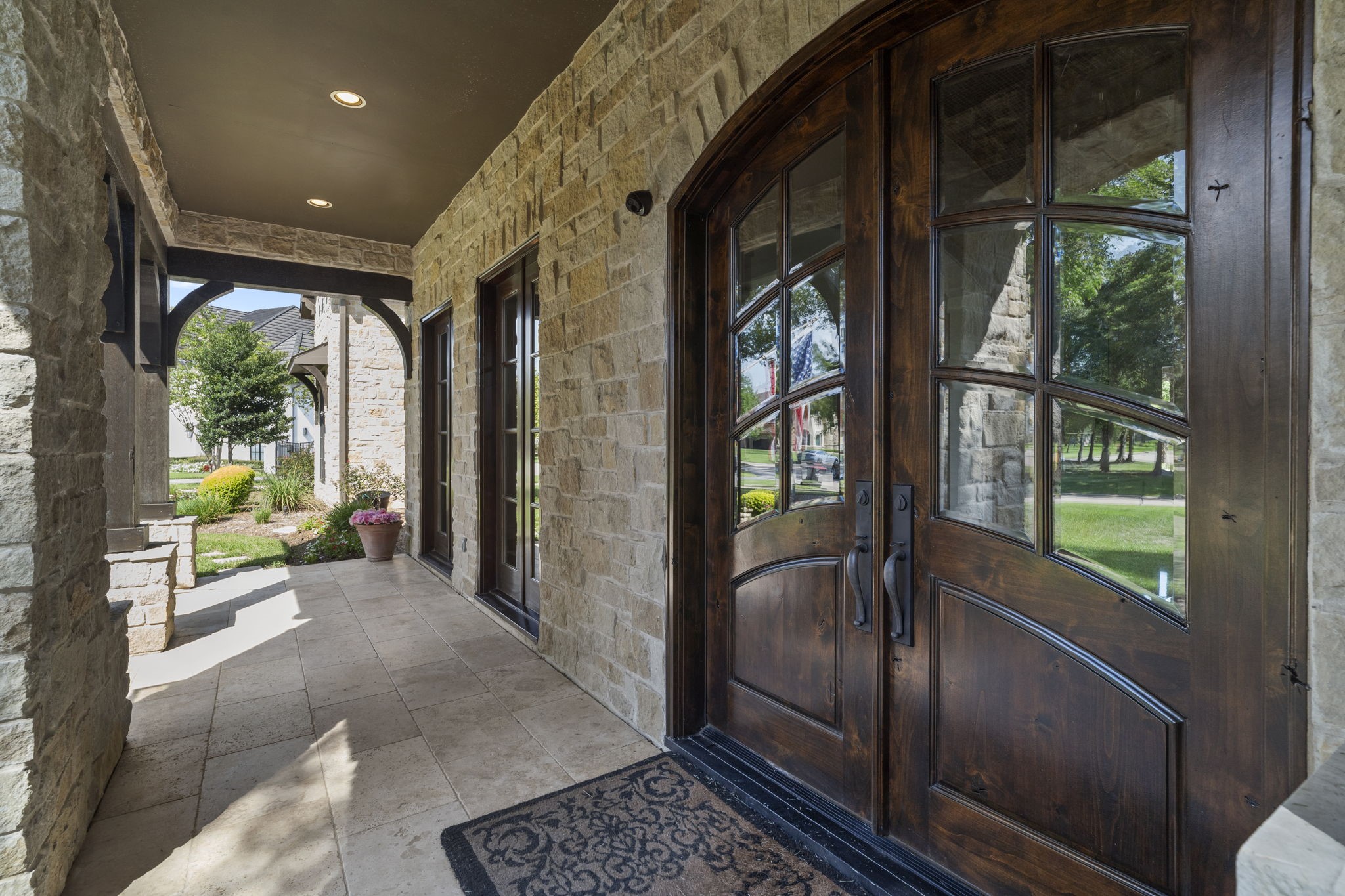 102 Big Trail Court Property Photo 6