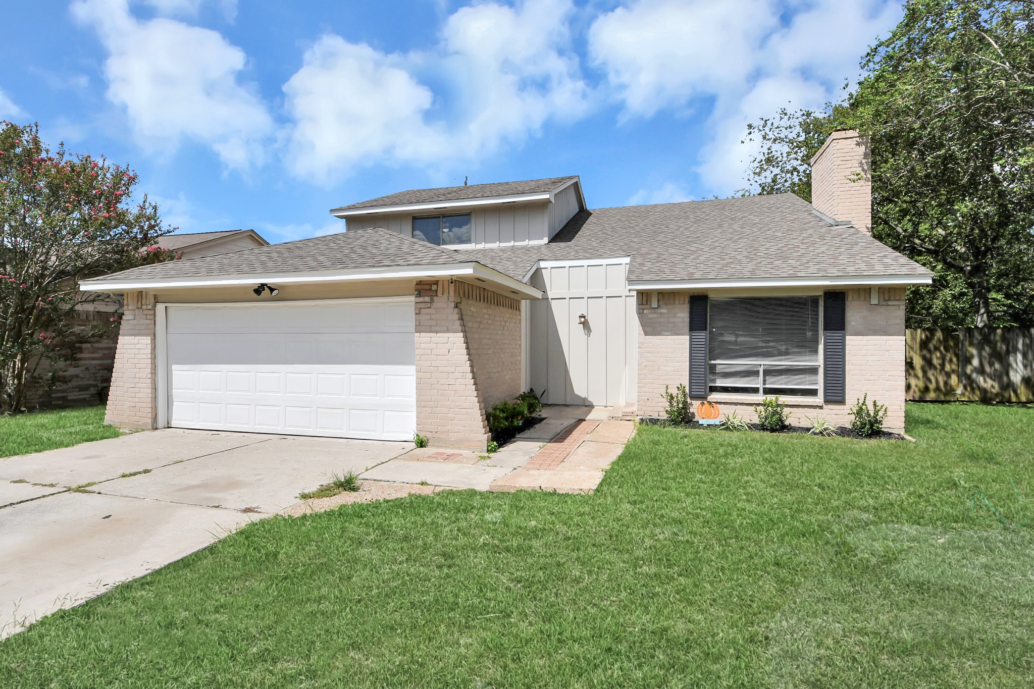 24230 Azure Sky Drive Property Photo 2