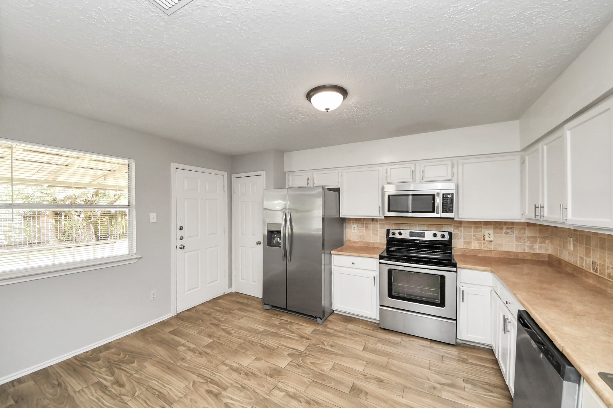 24230 Azure Sky Drive Property Photo 10