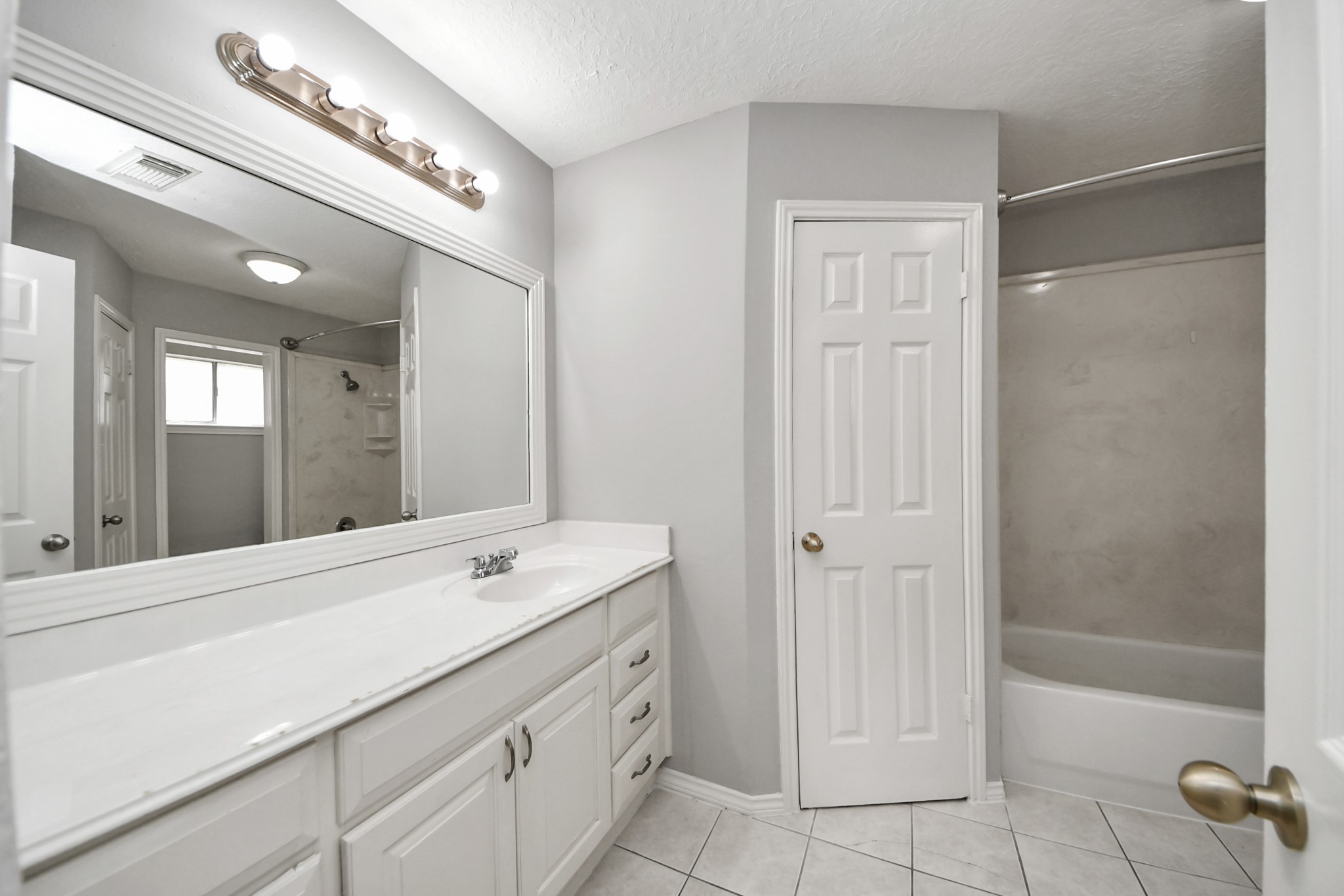 24230 Azure Sky Drive Property Photo 17