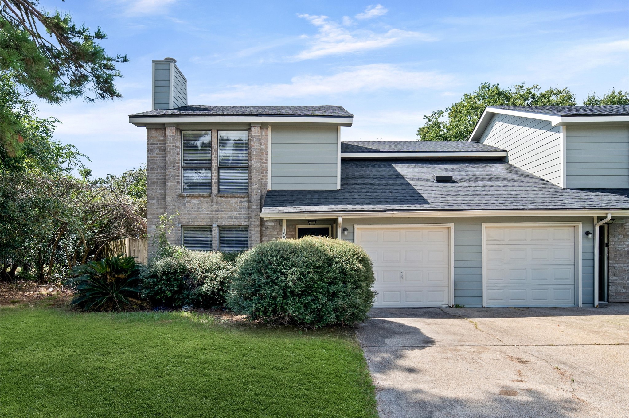 10011 Spring Place Drive Property Photo 1