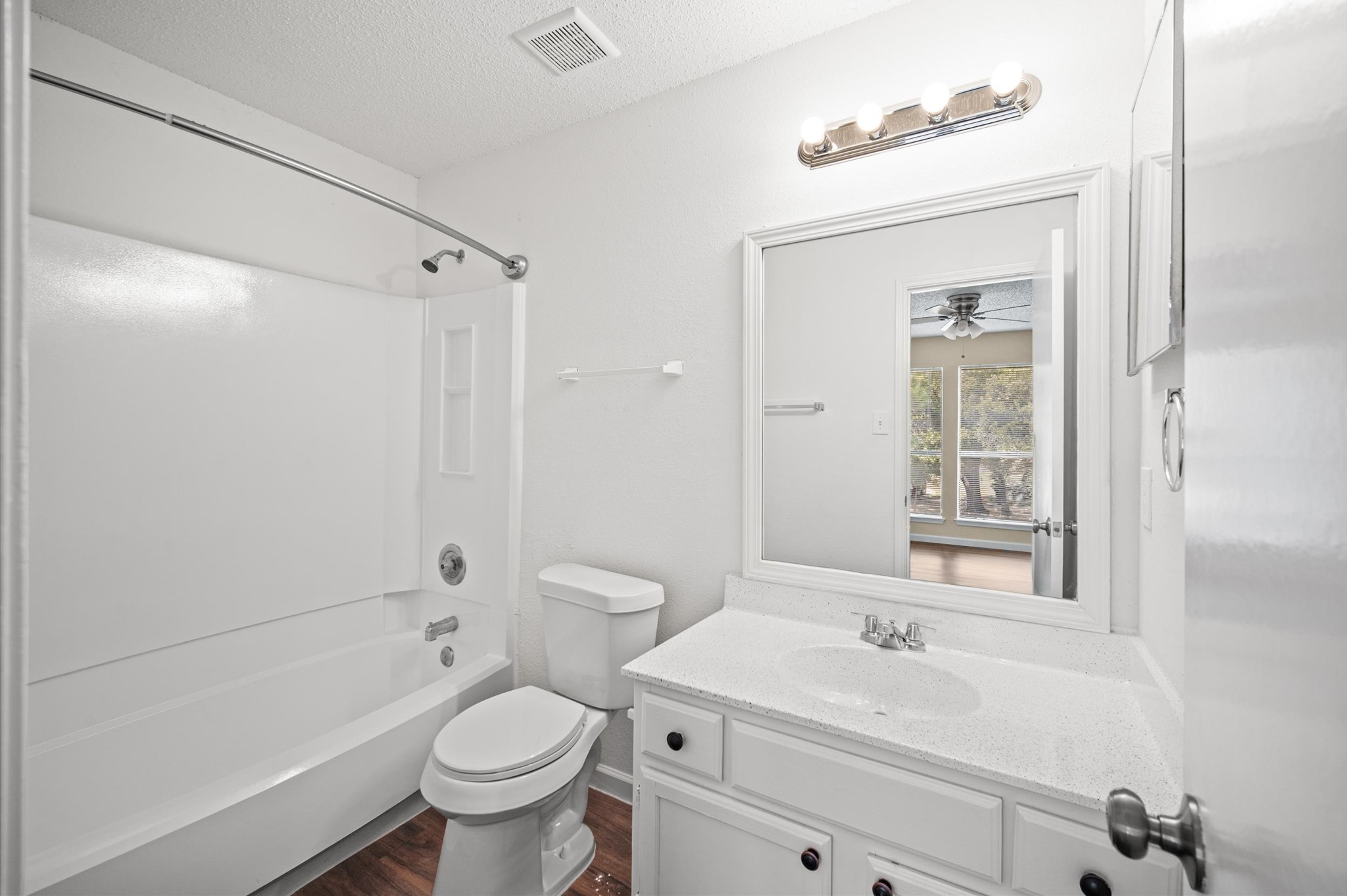 10011 Spring Place Drive Property Photo 15