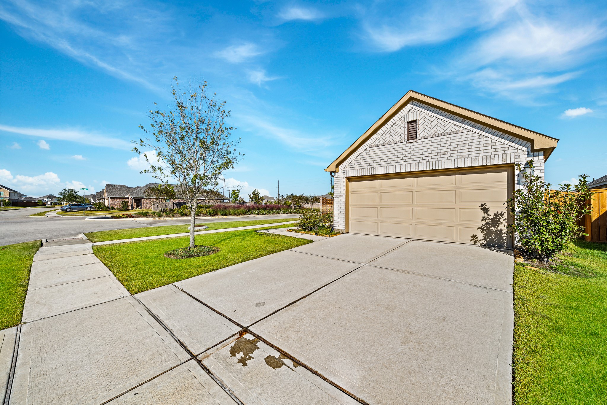 8154 Royal Breeze Drive Property Photo 2