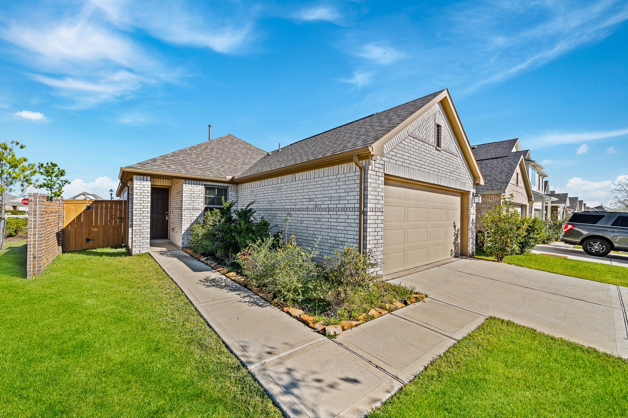 8154 Royal Breeze Drive Property Photo 3