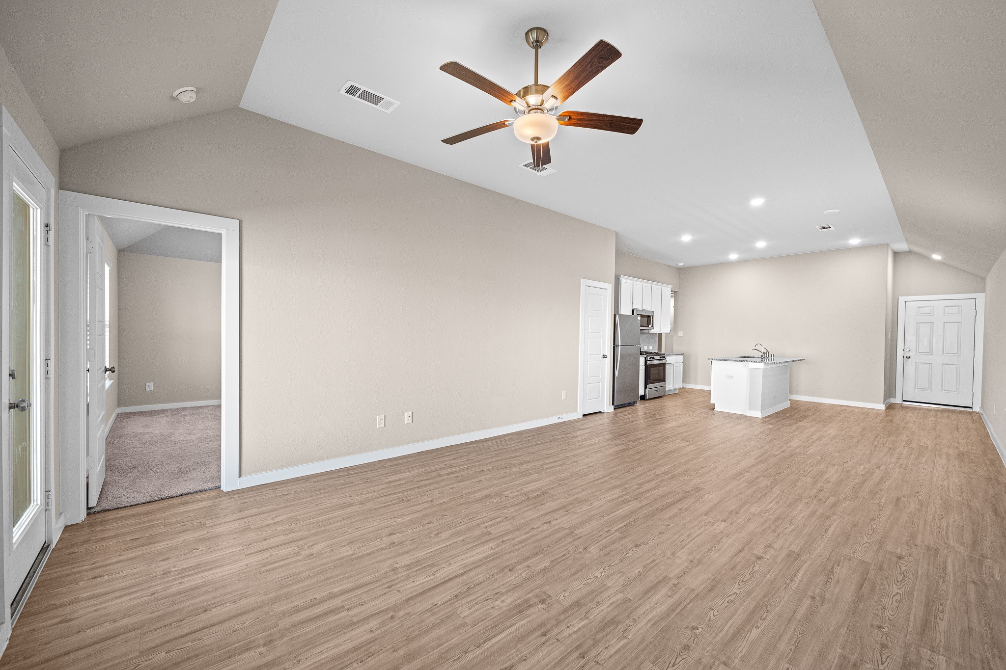 8154 Royal Breeze Drive Property Photo 12